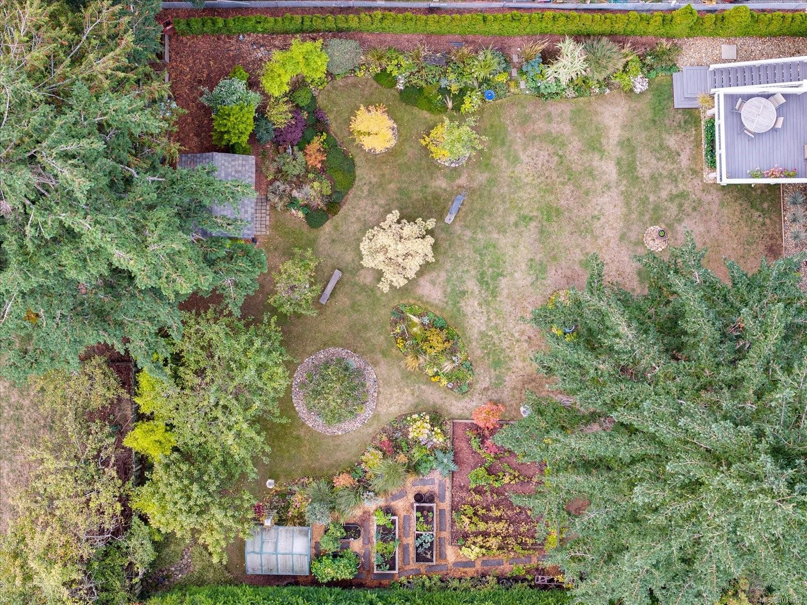 









6891


Harwood

Dr,
Lantzville,




BC
V0R 2H0

