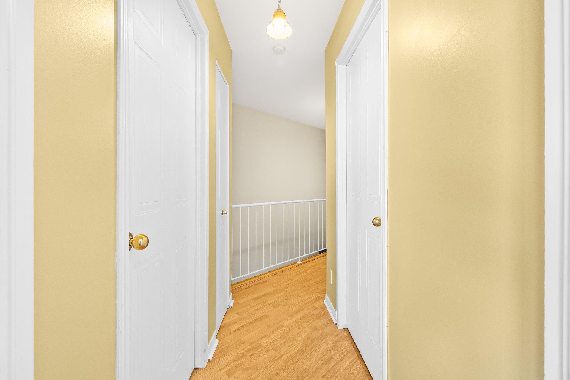 









4124


Av. de la Renaissance

,
Laval (Sainte-Rose),




QC
H7L3X2

