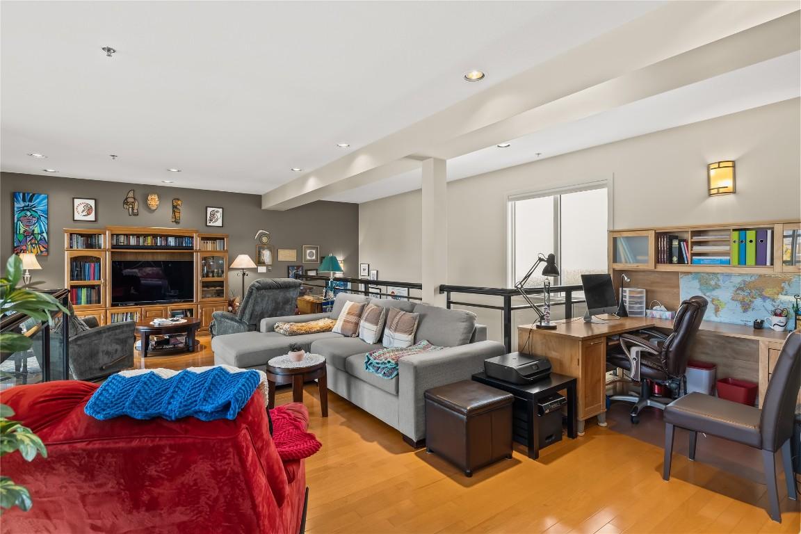 









1331


Ellis

Street, 423,
Kelowna,




BC
V1Y 1Z9

