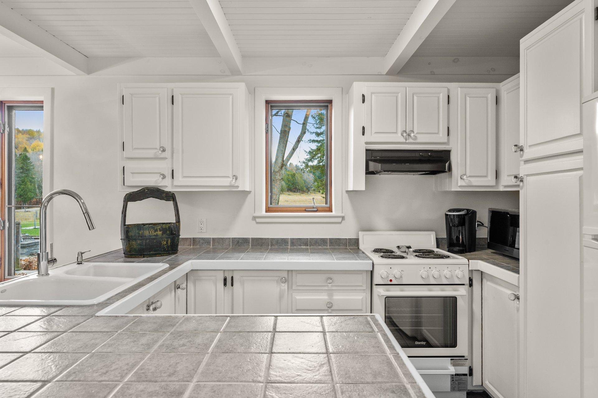 









40


Rg des Érables

,
Brébeuf,




QC
J0T1B0

