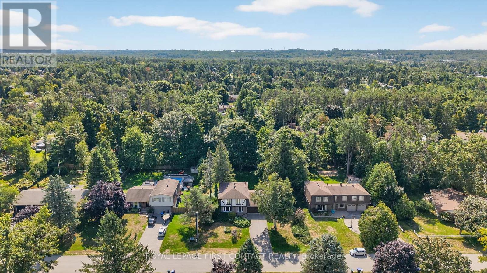 












7 MAPLECREST ROAD

,
Springwater,




Ontario
L9X0P8

