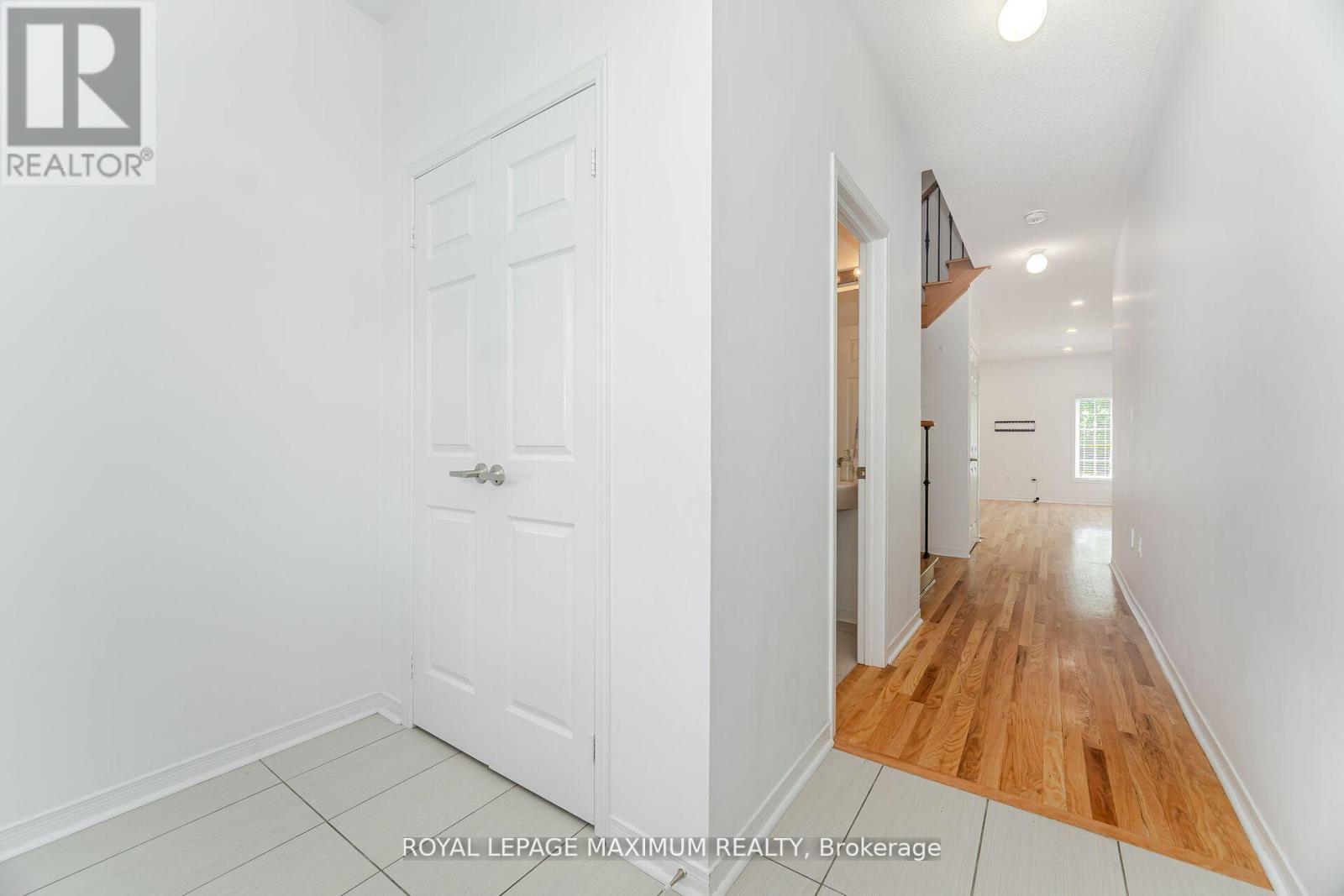 












58 GENTILE CIRCLE

,
Vaughan,




Ontario
L4H1G4

