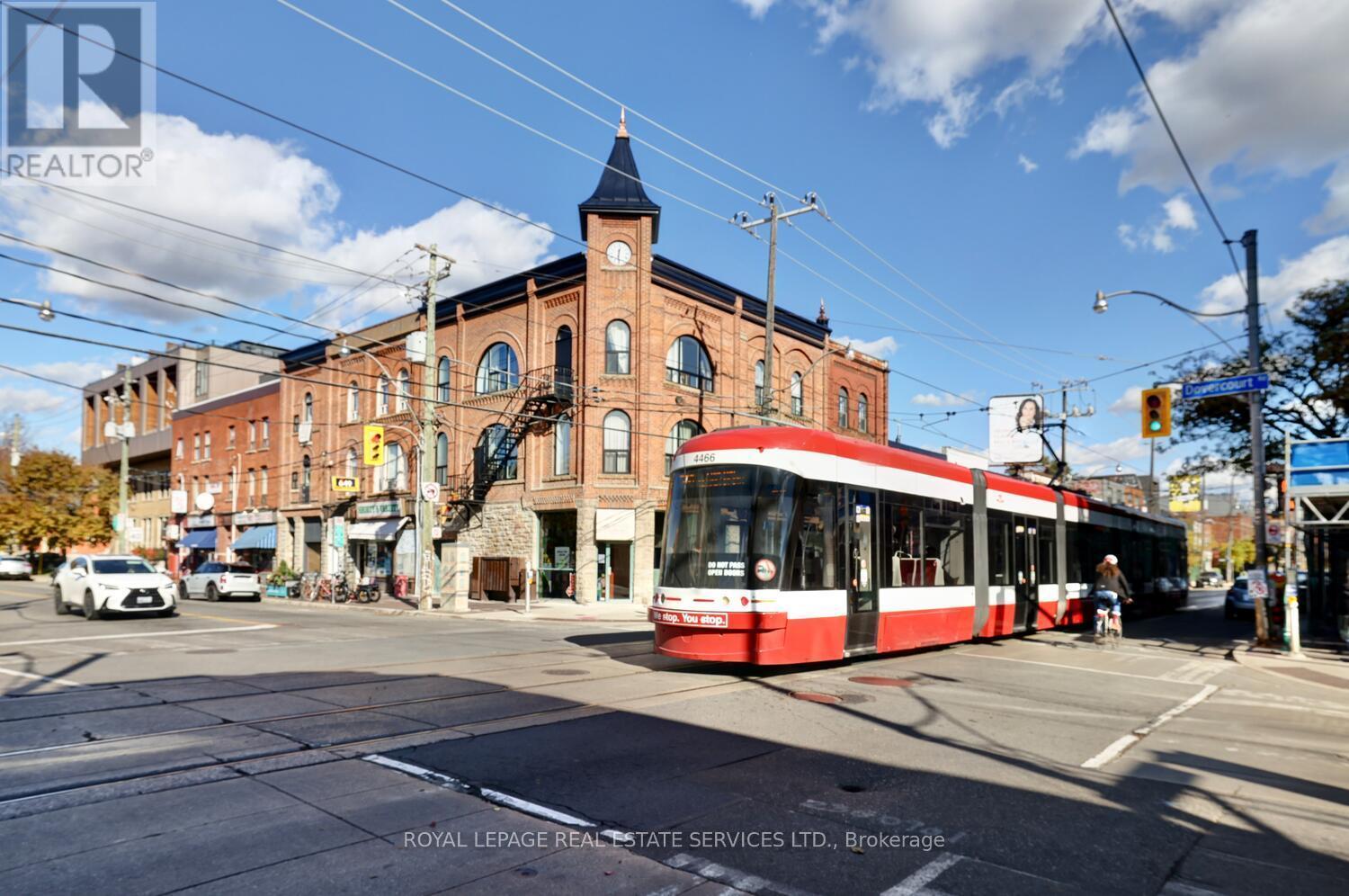 












894 COLLEGE STREET

,
Toronto,




Ontario
M6H1A4

