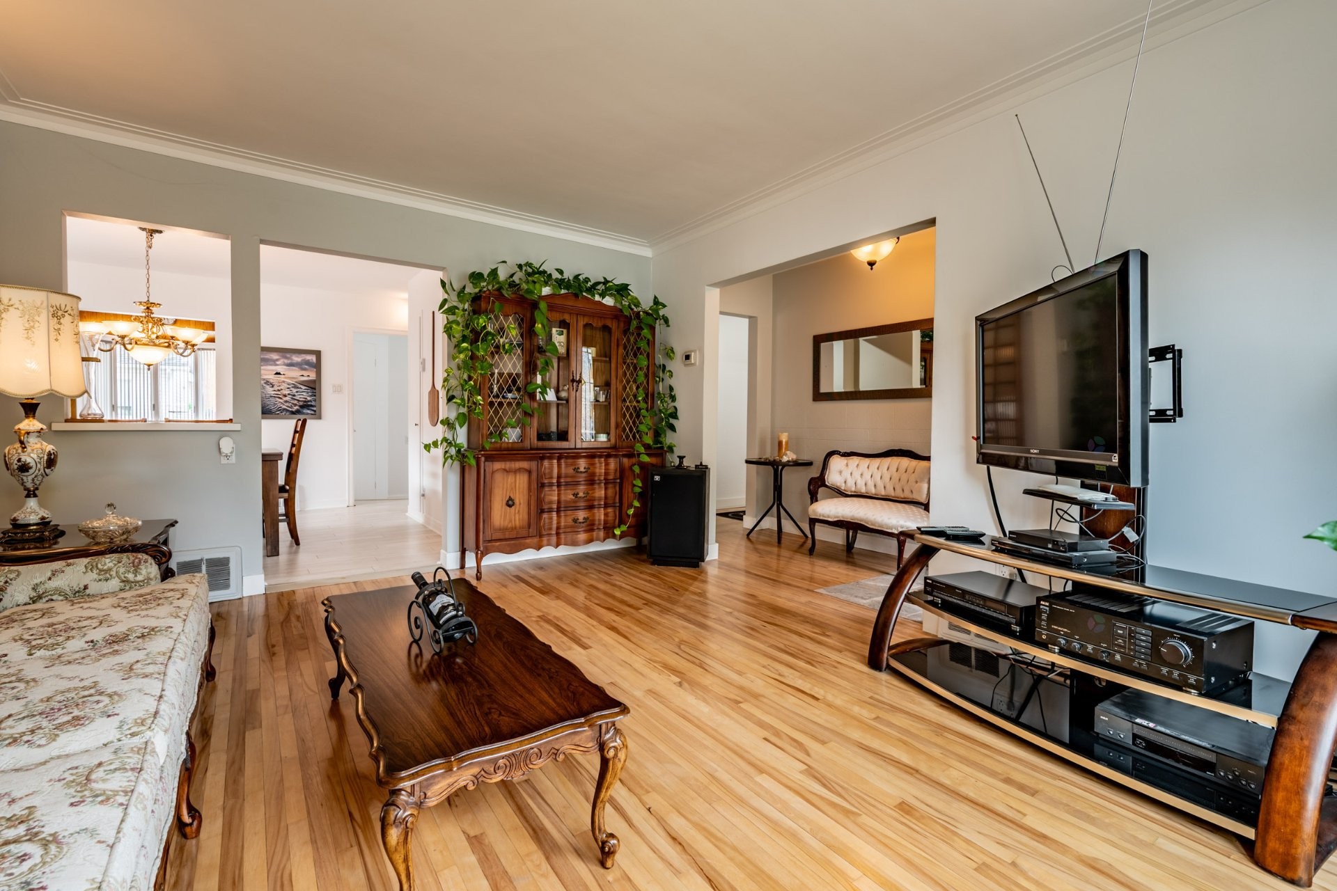 









235


Rue de la Madone

,
Trois-Rivières,




QC
G8T4Z2

