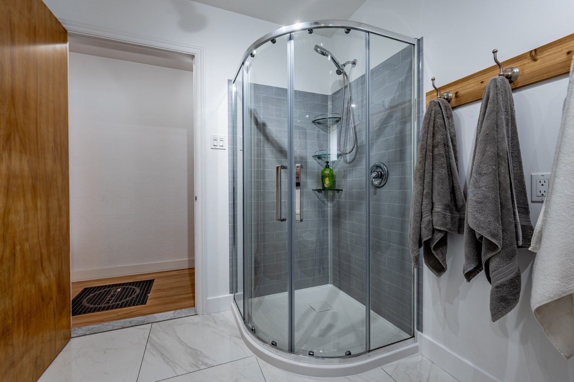 









235


Rue de la Madone

,
Trois-Rivières,




QC
G8T4Z2

