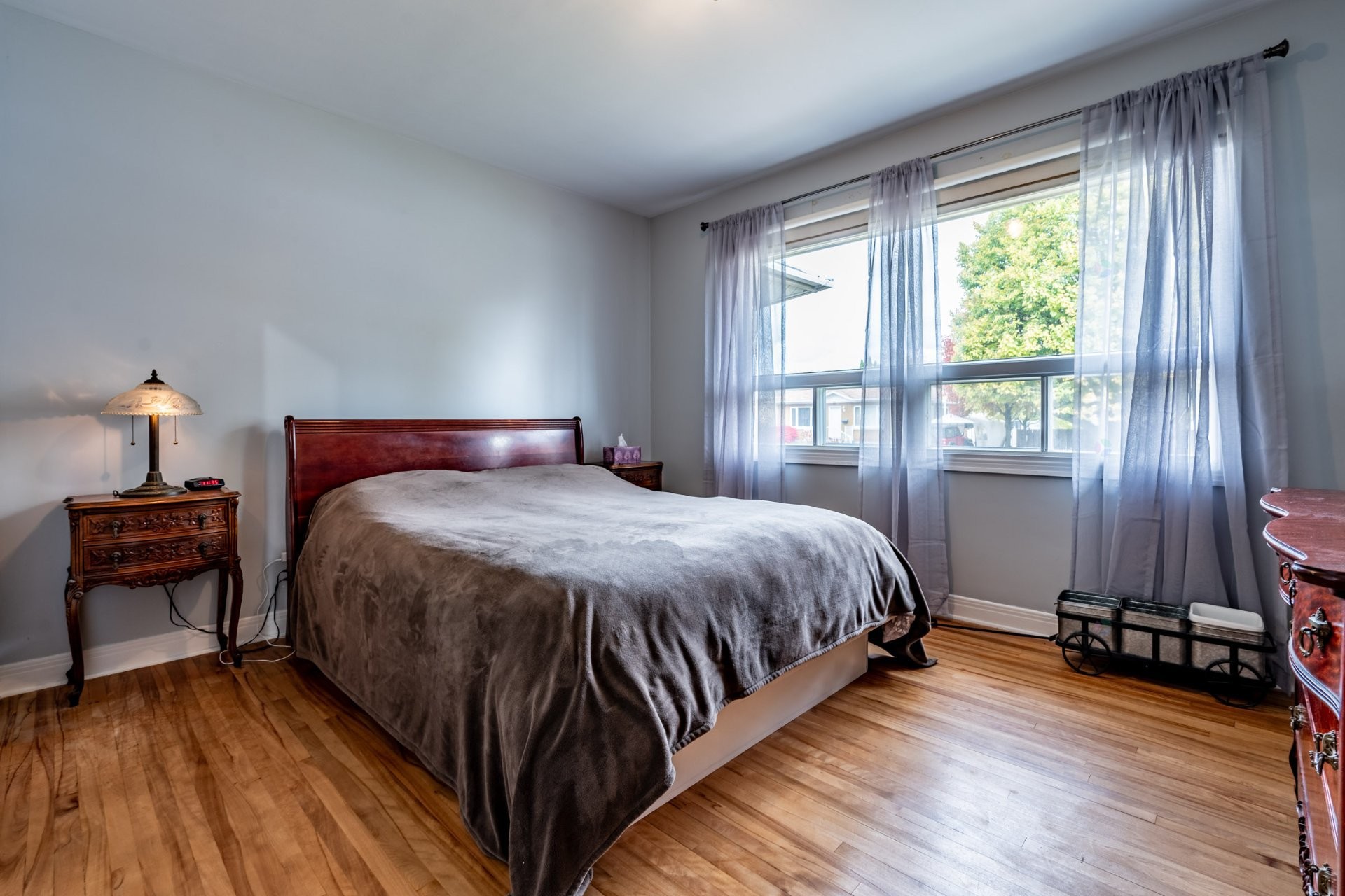 









235


Rue de la Madone

,
Trois-Rivières,




QC
G8T4Z2

