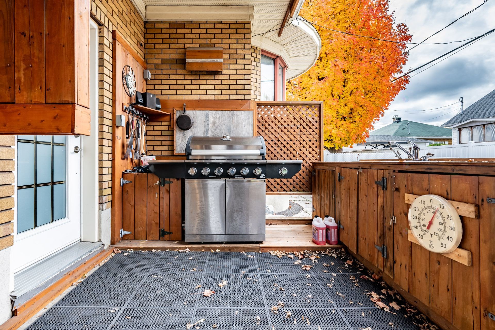 









235


Rue de la Madone

,
Trois-Rivières,




QC
G8T4Z2

