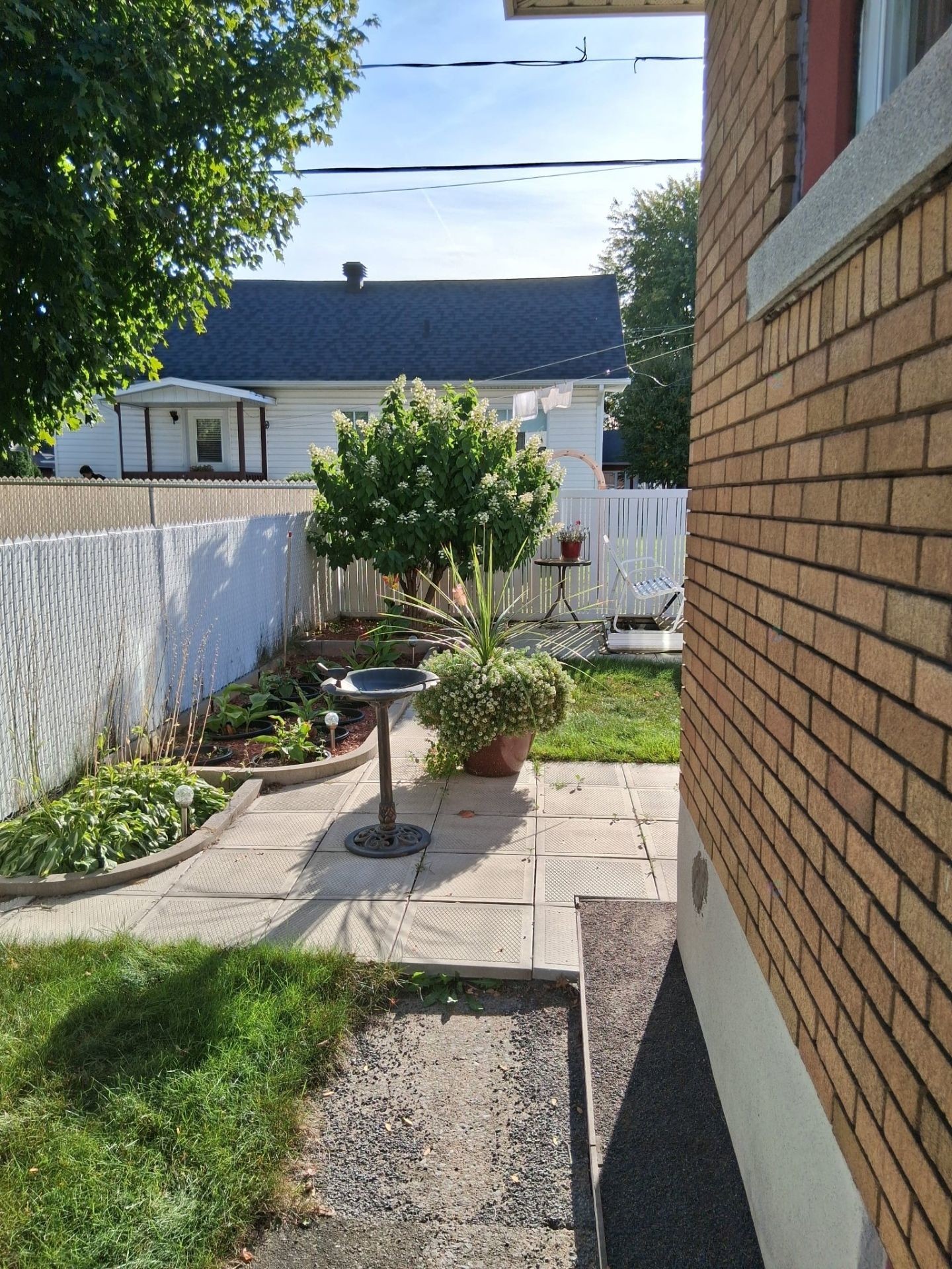 









235


Rue de la Madone

,
Trois-Rivières,




QC
G8T4Z2

