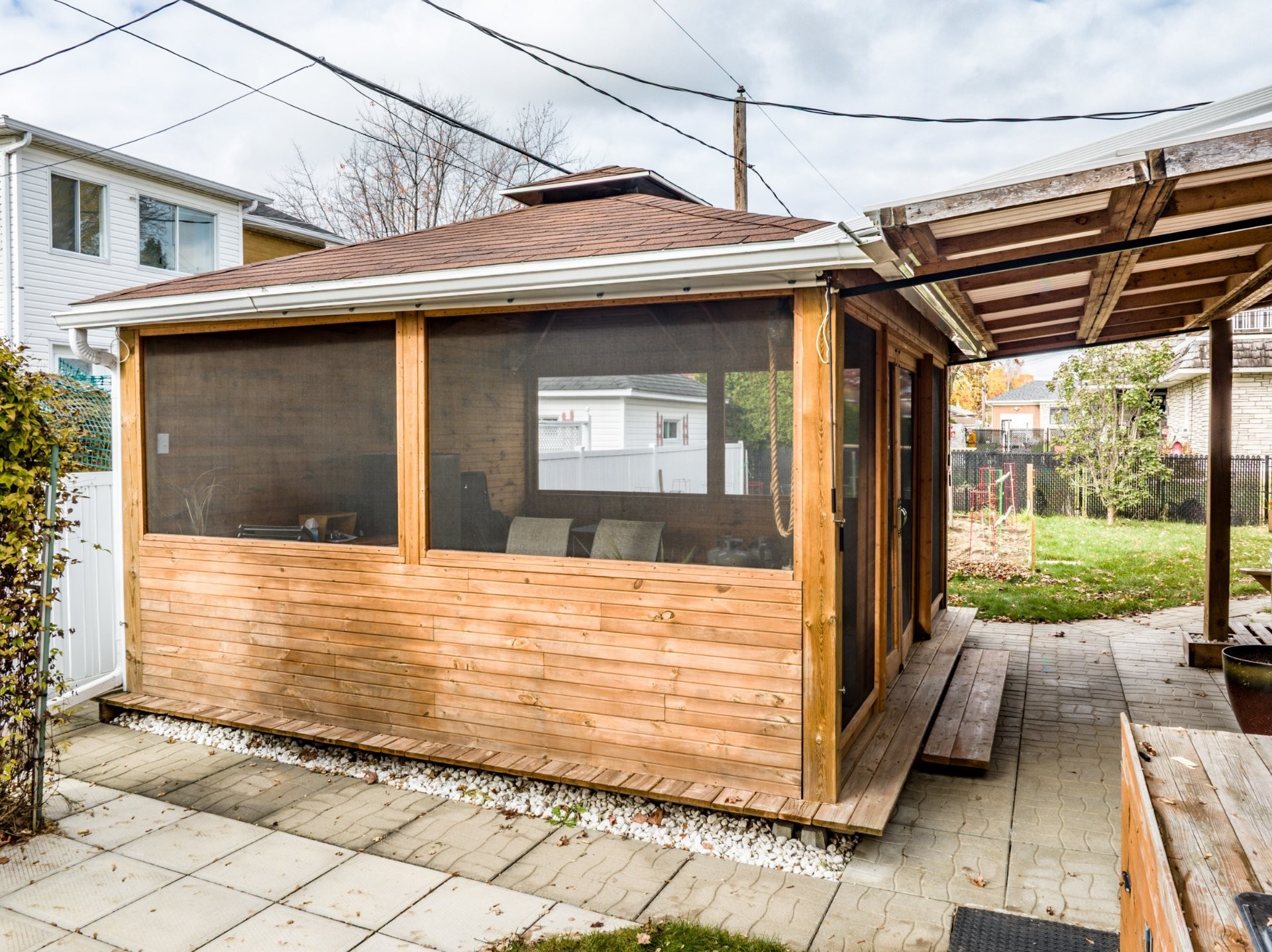 









235


Rue de la Madone

,
Trois-Rivières,




QC
G8T4Z2

