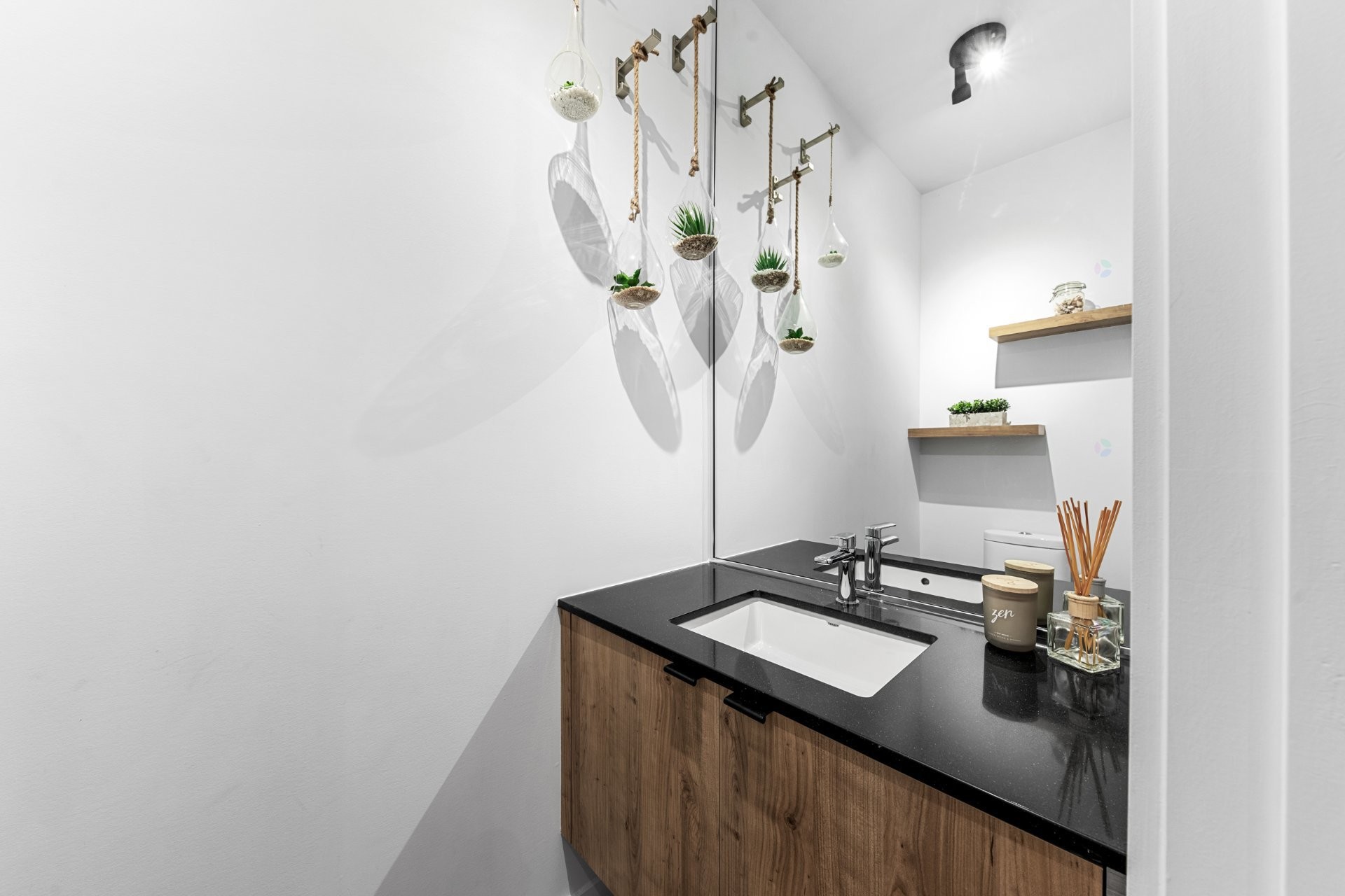 









14


Place Boulay

,
Saint-Basile-le-Grand,




QC
J3N0C6

