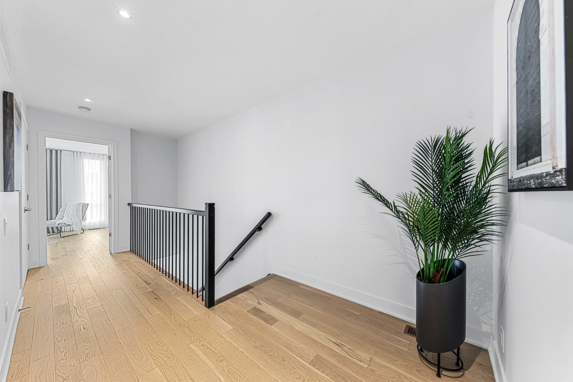 









14


Place Boulay

,
Saint-Basile-le-Grand,




QC
J3N0C6

