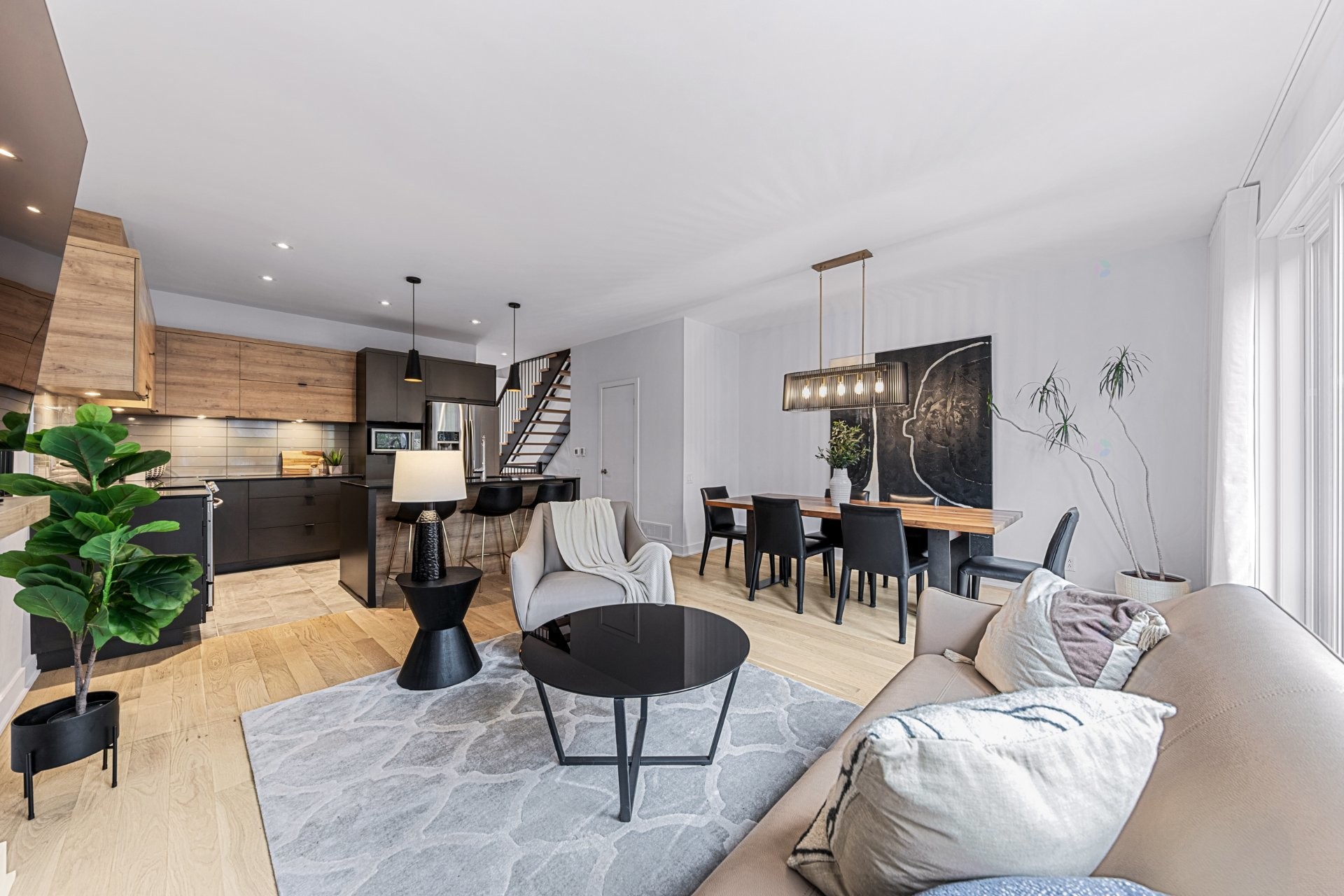 









14


Place Boulay

,
Saint-Basile-le-Grand,




QC
J3N0C6

