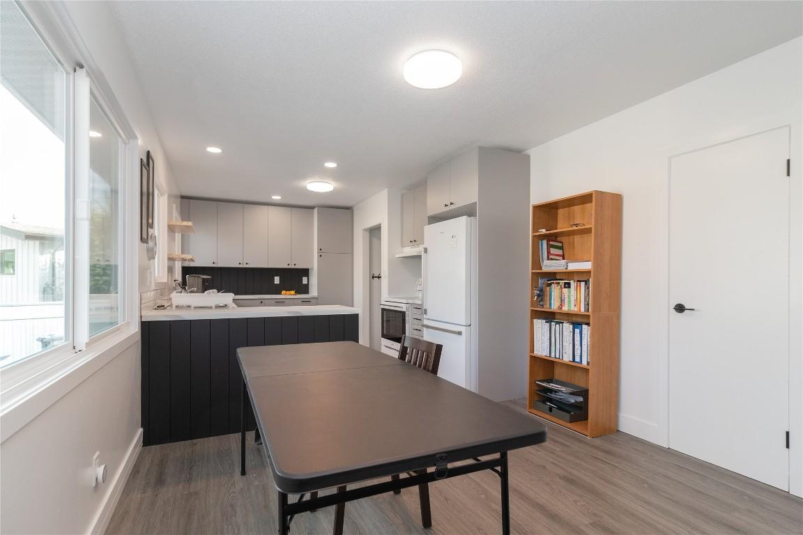 









1352


Alder

Court,
Kelowna,




BC
V1Y 3P9

