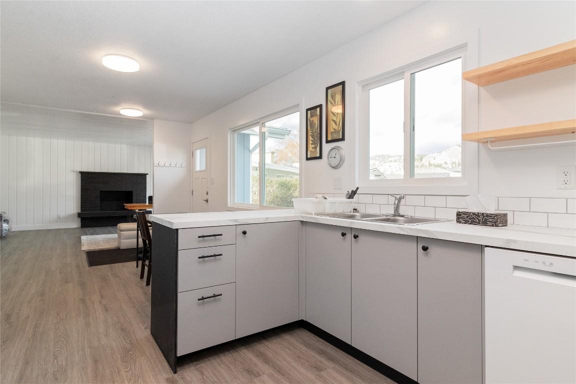 









1352


Alder

Court,
Kelowna,




BC
V1Y 3P9

