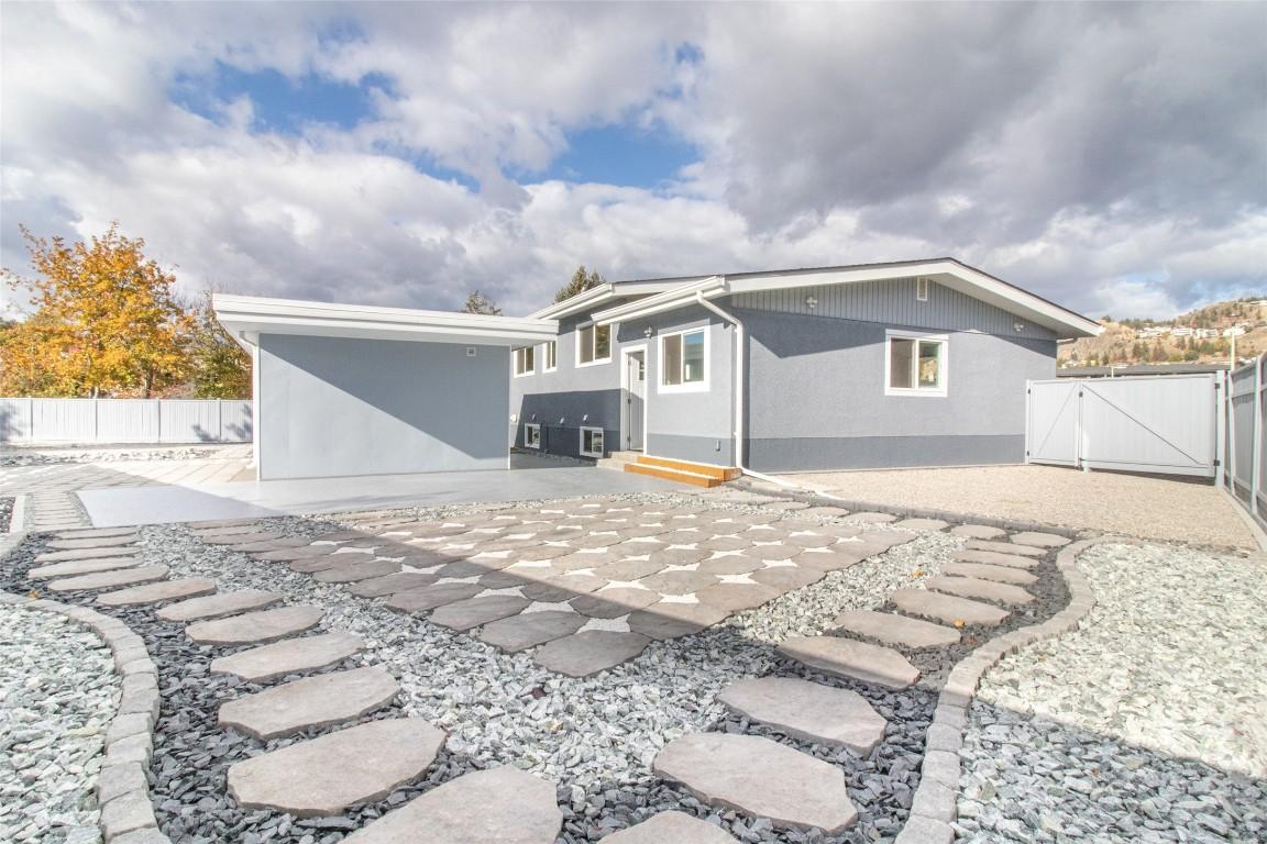 









1352


Alder

Court,
Kelowna,




BC
V1Y 3P9

