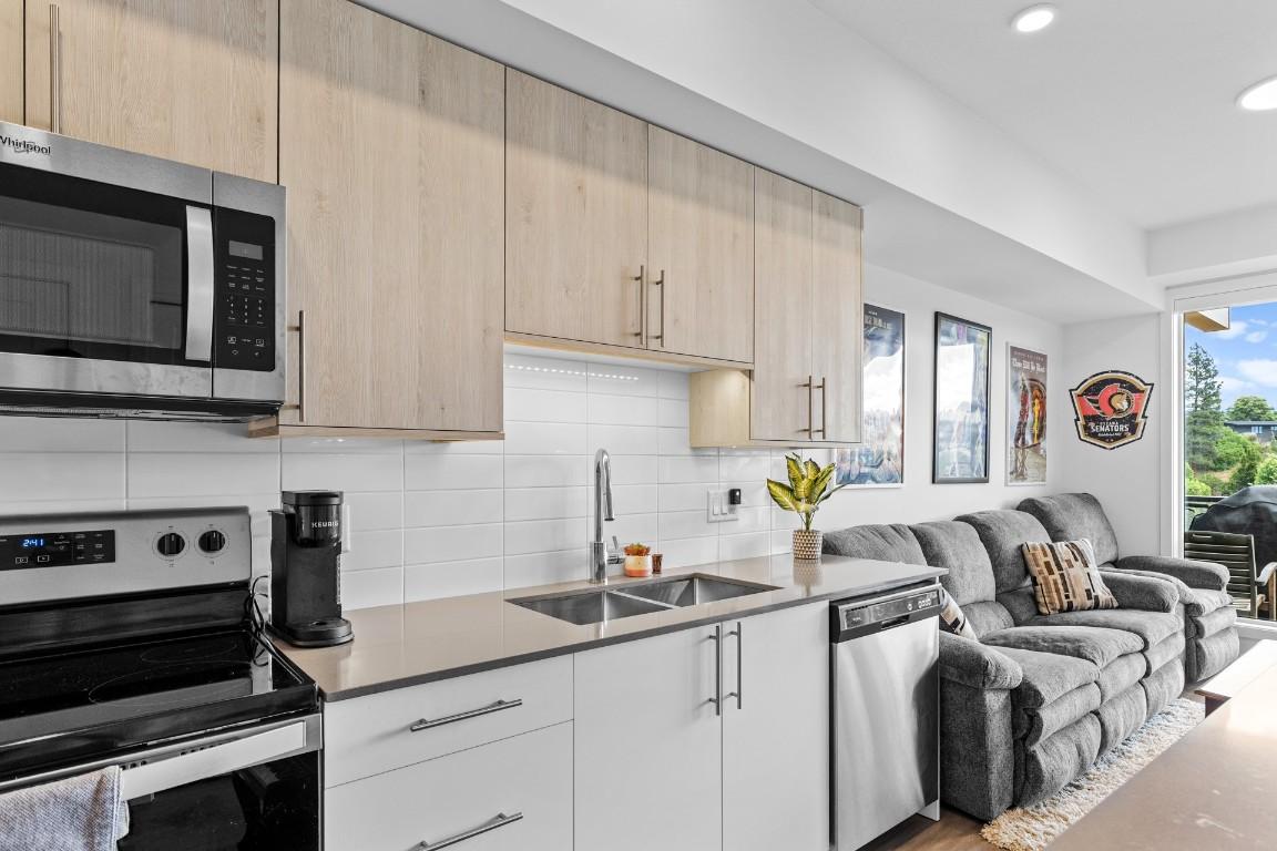 









685


Boynton

Place, 61,
Kelowna,




BC
V1V 0G7

