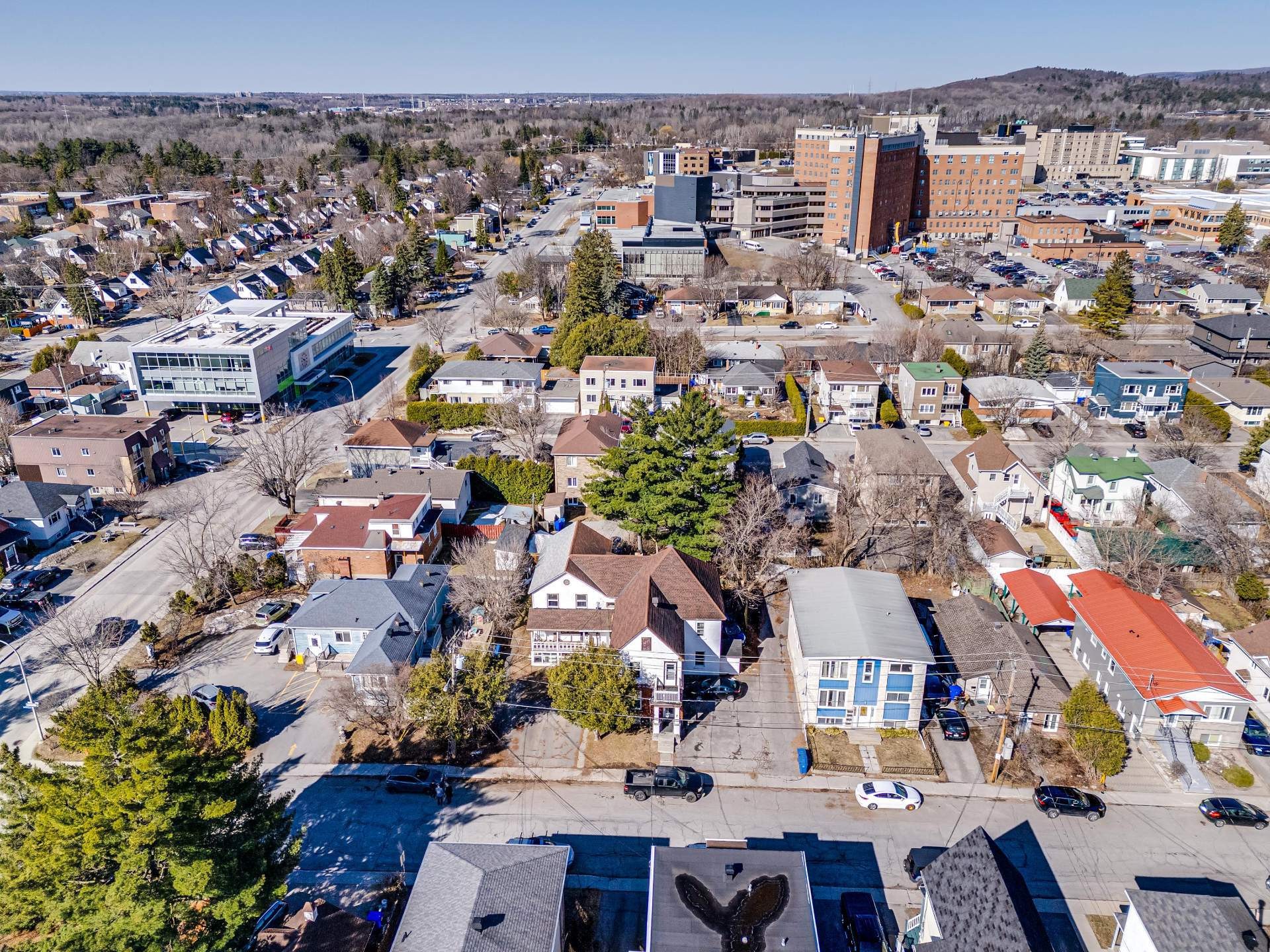 









7


Rue Montpetit

,
Gatineau (Hull),




QC
J8Y4Z6

