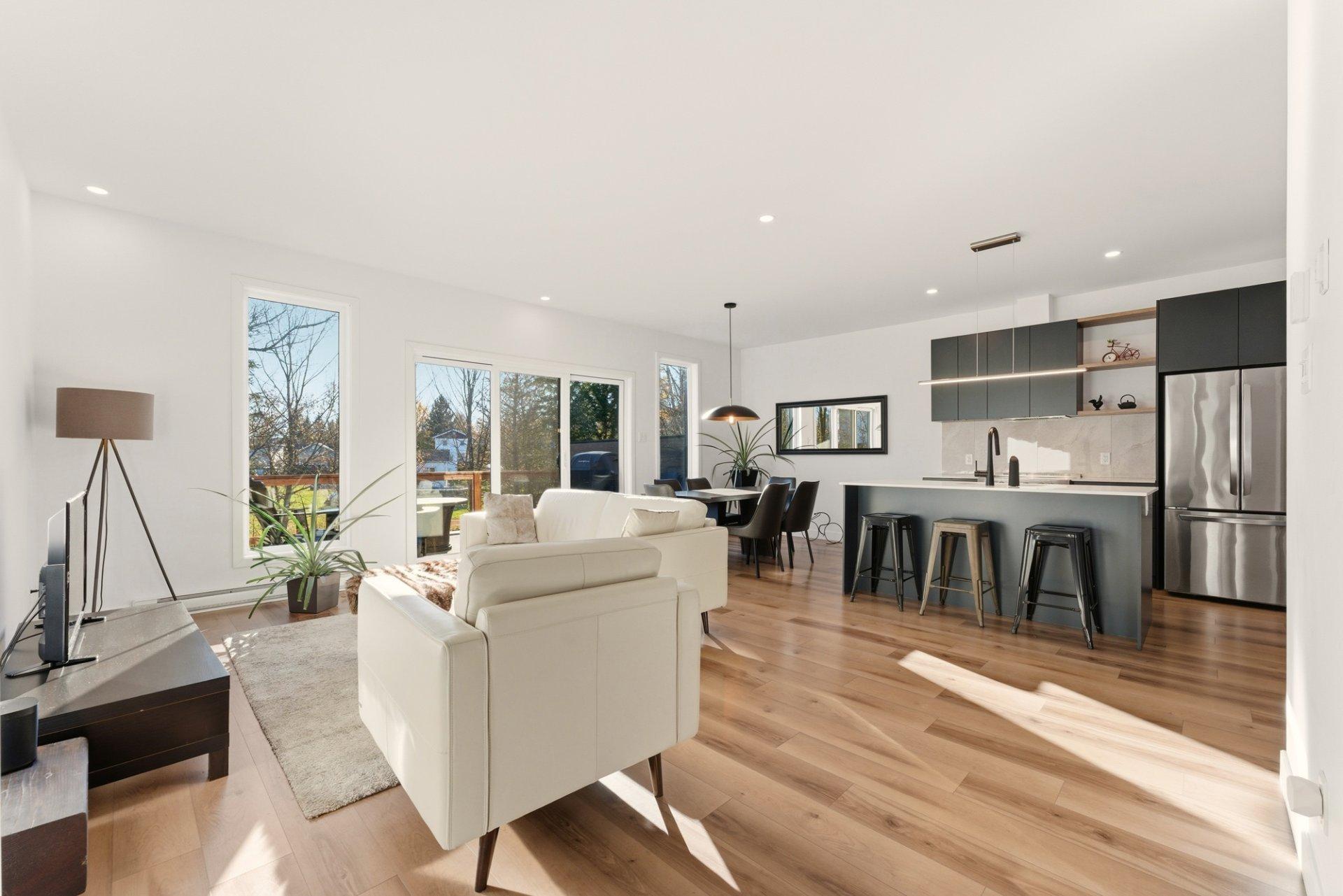 









40


Rue du Dépôt

,
Waterloo,




QC
J0E2N0

