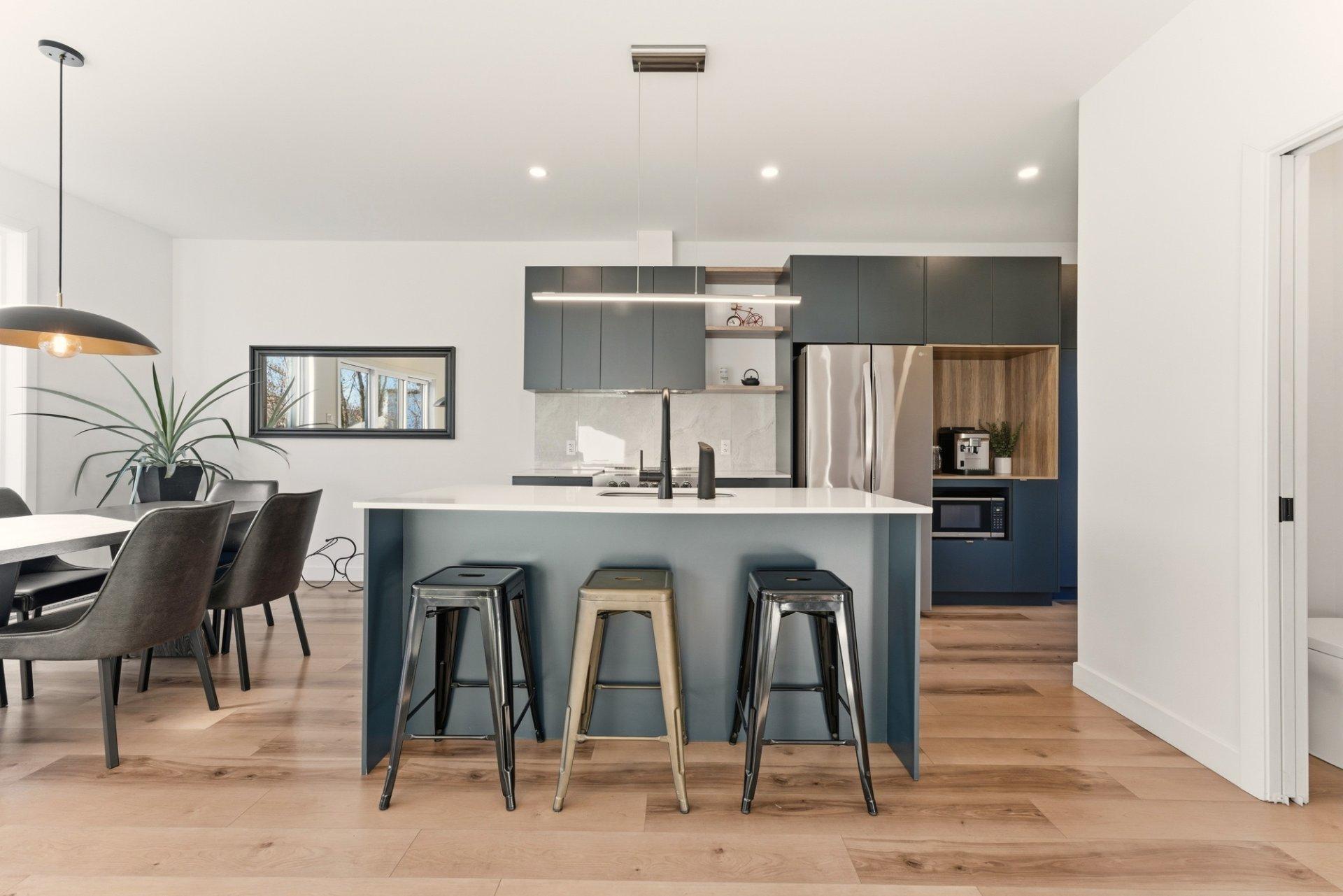 









40


Rue du Dépôt

,
Waterloo,




QC
J0E2N0

