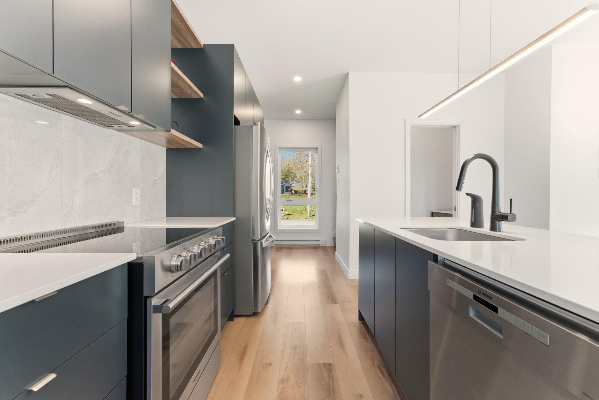 









40


Rue du Dépôt

,
Waterloo,




QC
J0E2N0

