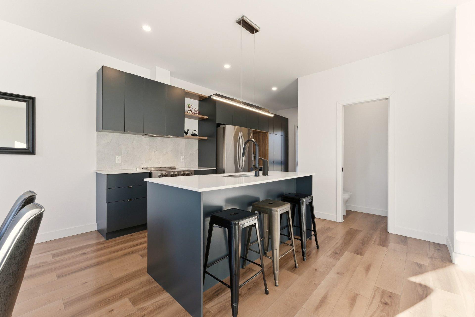 









40


Rue du Dépôt

,
Waterloo,




QC
J0E2N0

