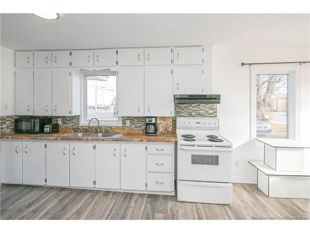 









135


Degrâce

,
Shippagan,




NB
E8S 1H3

