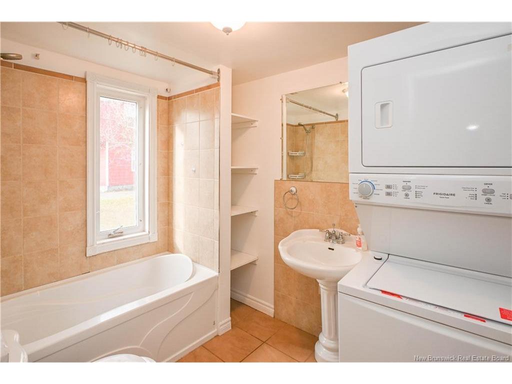 









135


Degrâce

,
Shippagan,




NB
E8S 1H3

