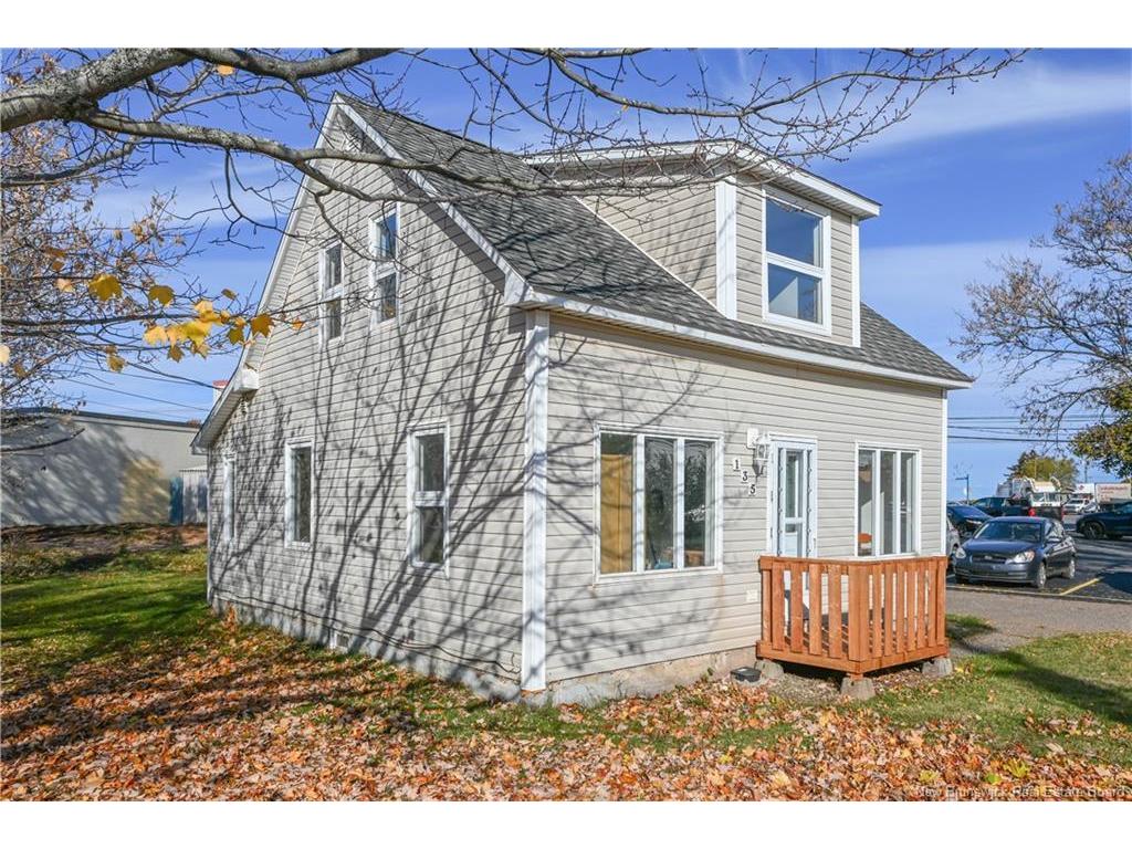 









135


Degrâce

,
Shippagan,




NB
E8S 1H3

