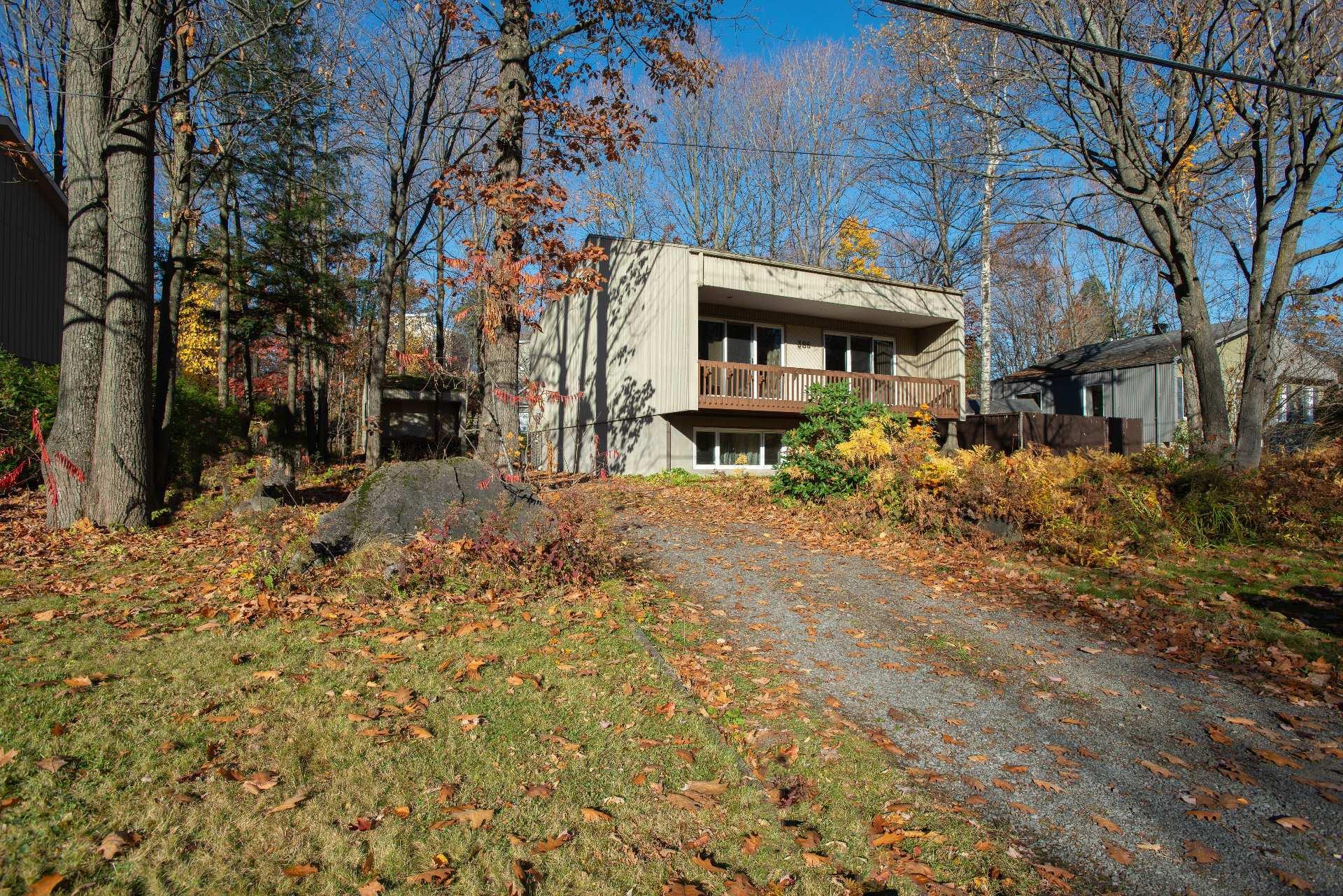 









386


Rue de la Corniche

,
Lévis (Les Chutes-de-la-Chaudière-Ouest),




QC
G7A2Z1

