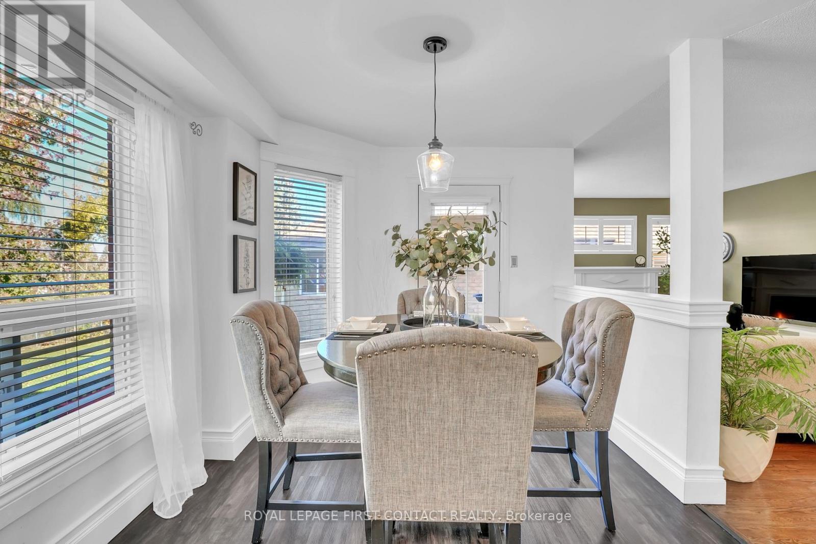 












1328 VINCENT CRESCENT

,
Innisfil,




Ontario
L9S1Z8

