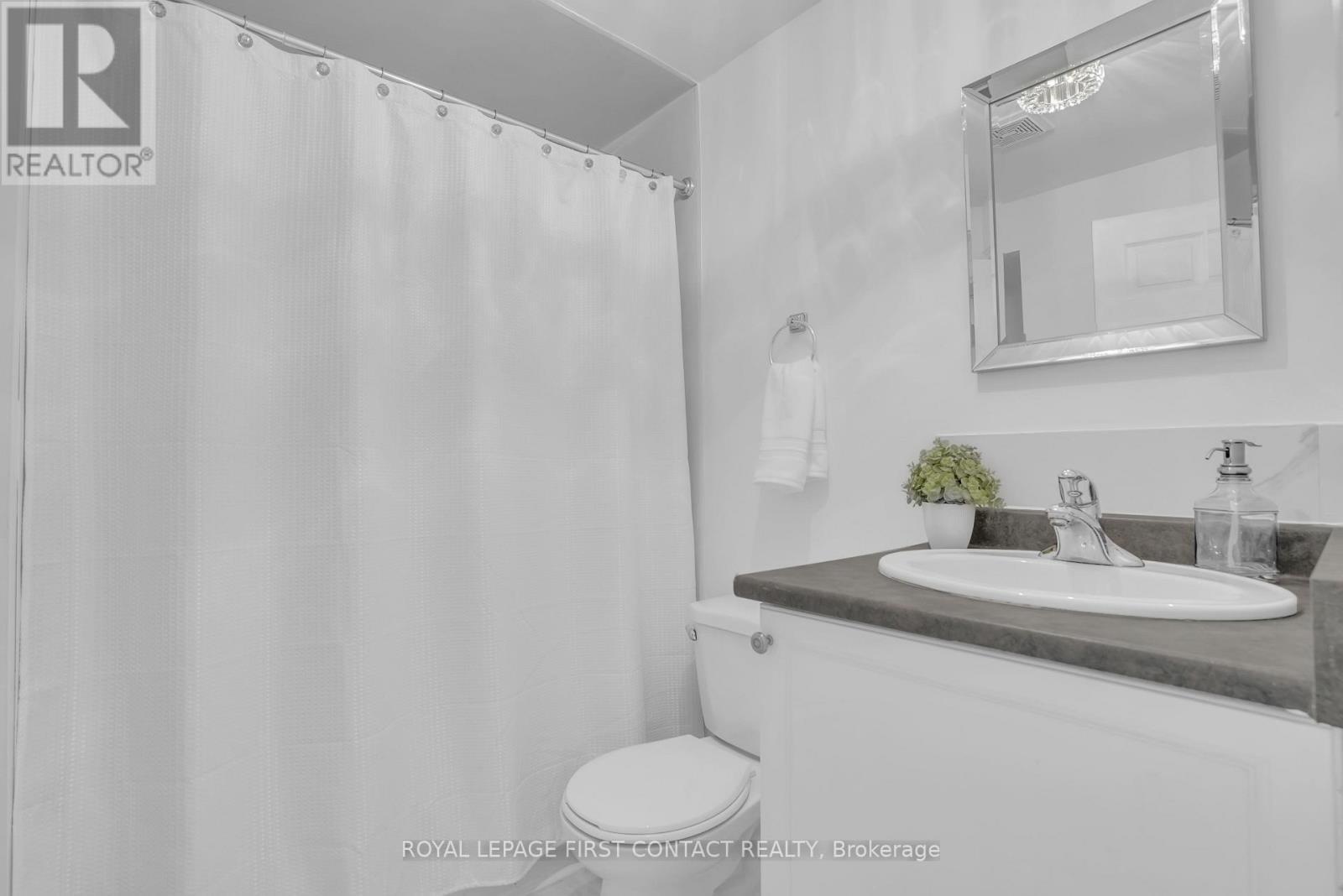 












1328 VINCENT CRESCENT

,
Innisfil,




Ontario
L9S1Z8

