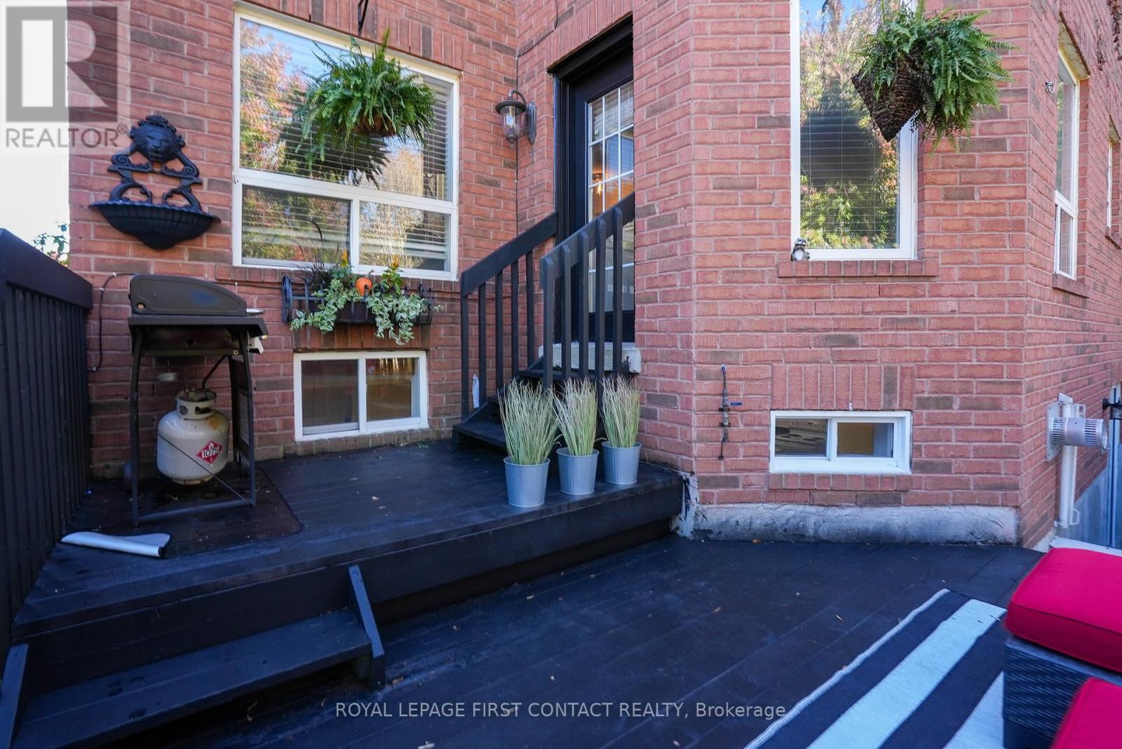 












1328 VINCENT CRESCENT

,
Innisfil,




Ontario
L9S1Z8

