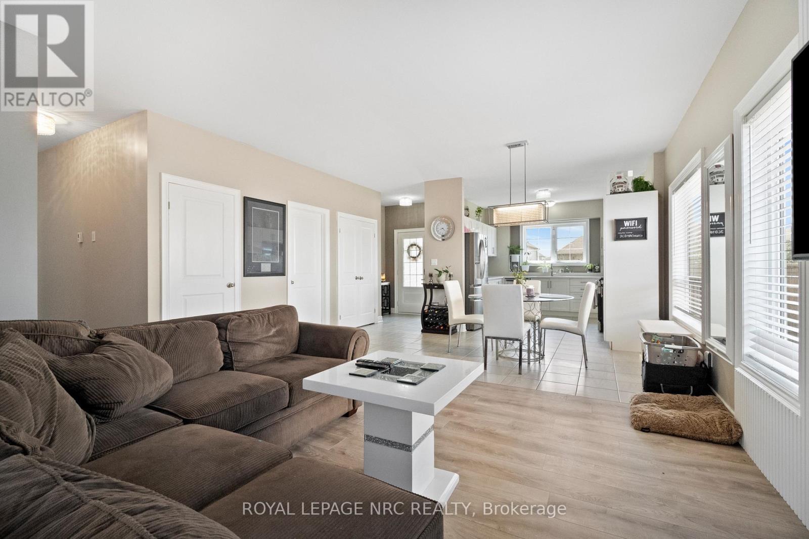 












396 BRADY COURT

,
Fort Erie (Lakeshore),




Ontario
L2A1N1

