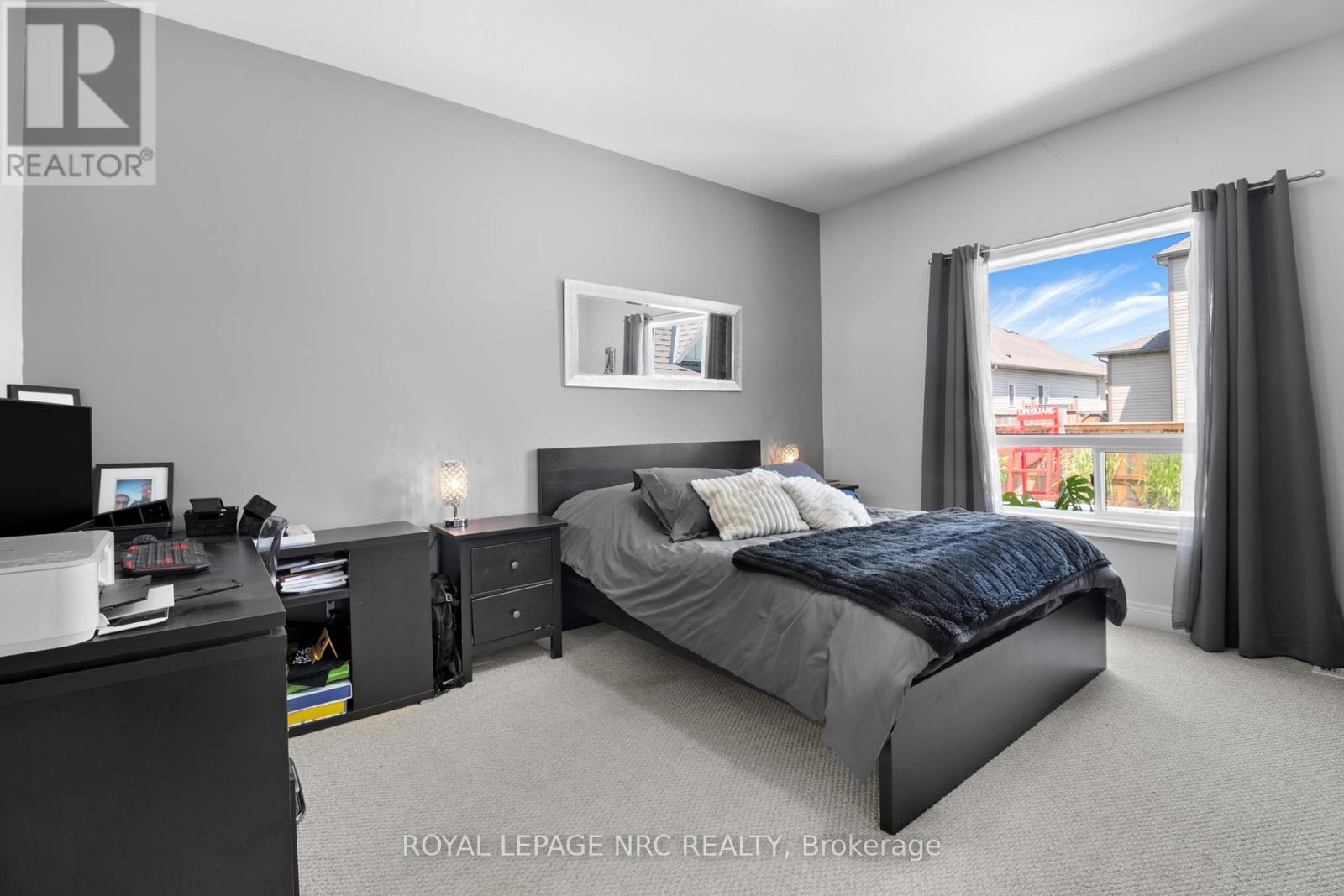 












396 BRADY COURT

,
Fort Erie (Lakeshore),




Ontario
L2A1N1

