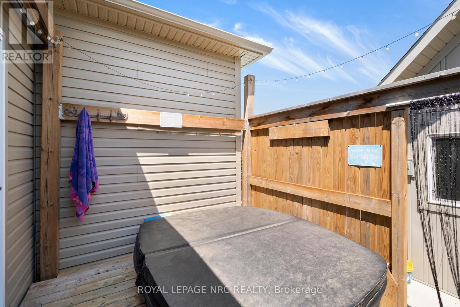 












396 BRADY COURT

,
Fort Erie (Lakeshore),




Ontario
L2A1N1

