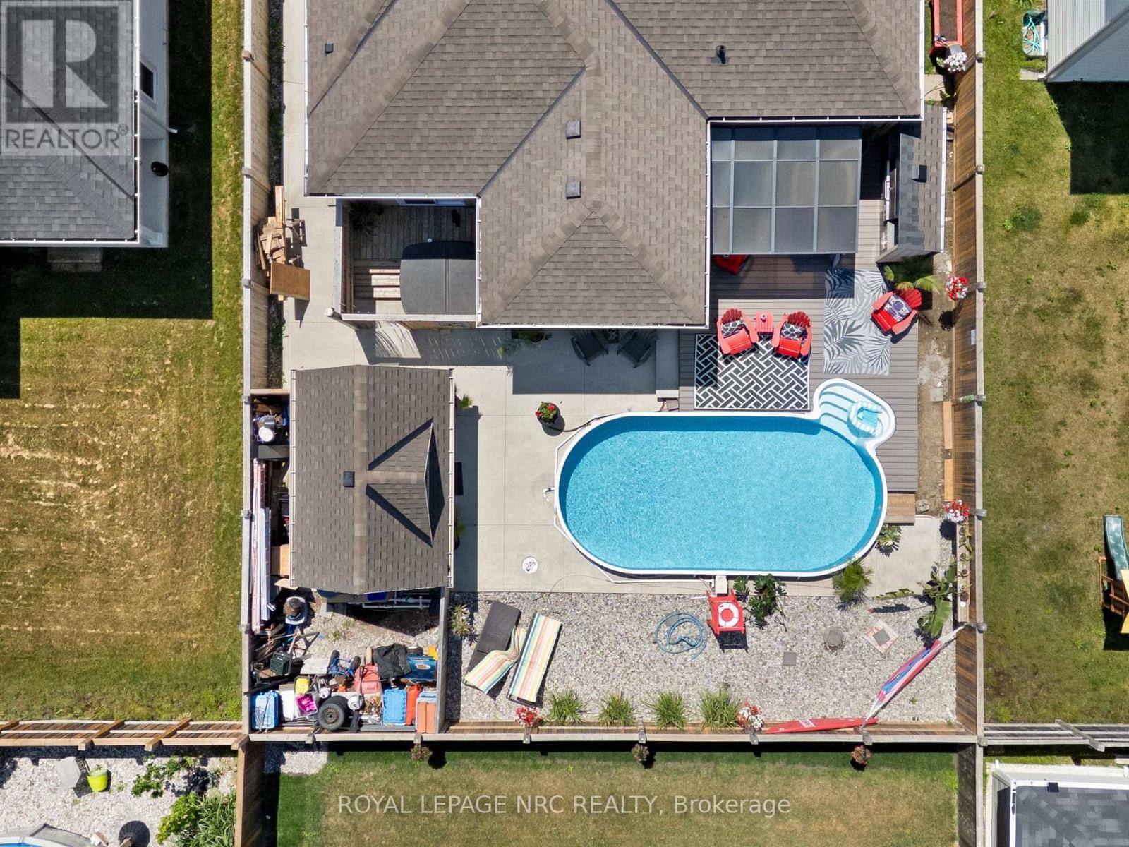 












396 BRADY COURT

,
Fort Erie (Lakeshore),




Ontario
L2A1N1

