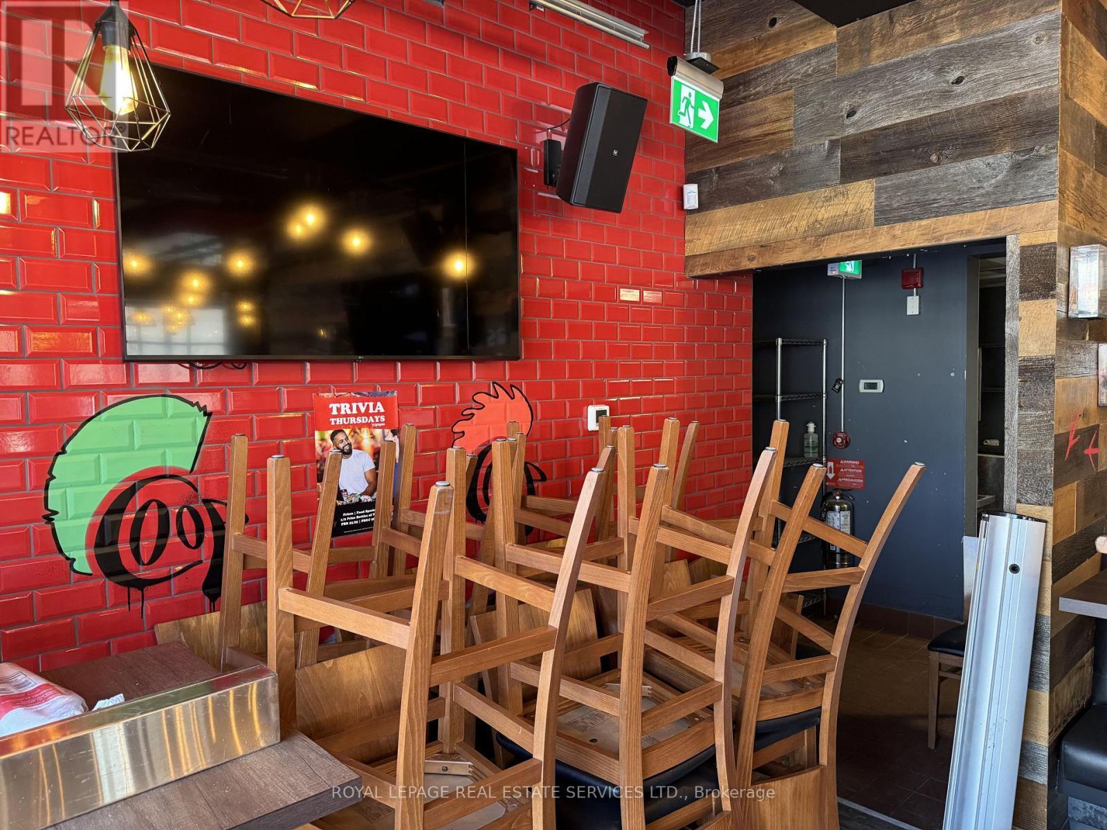 












1 QUEEN STREET N

,
Kitchener,




Ontario
N2H2G7

