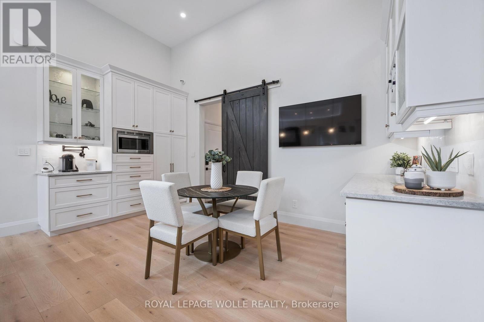 












186 TIMBER TRAIL ROAD

,
Woolwich,




Ontario
N3B0C7

