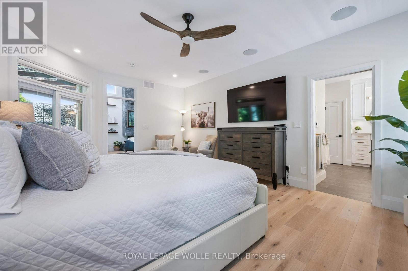 












186 TIMBER TRAIL ROAD

,
Woolwich,




Ontario
N3B0C7

