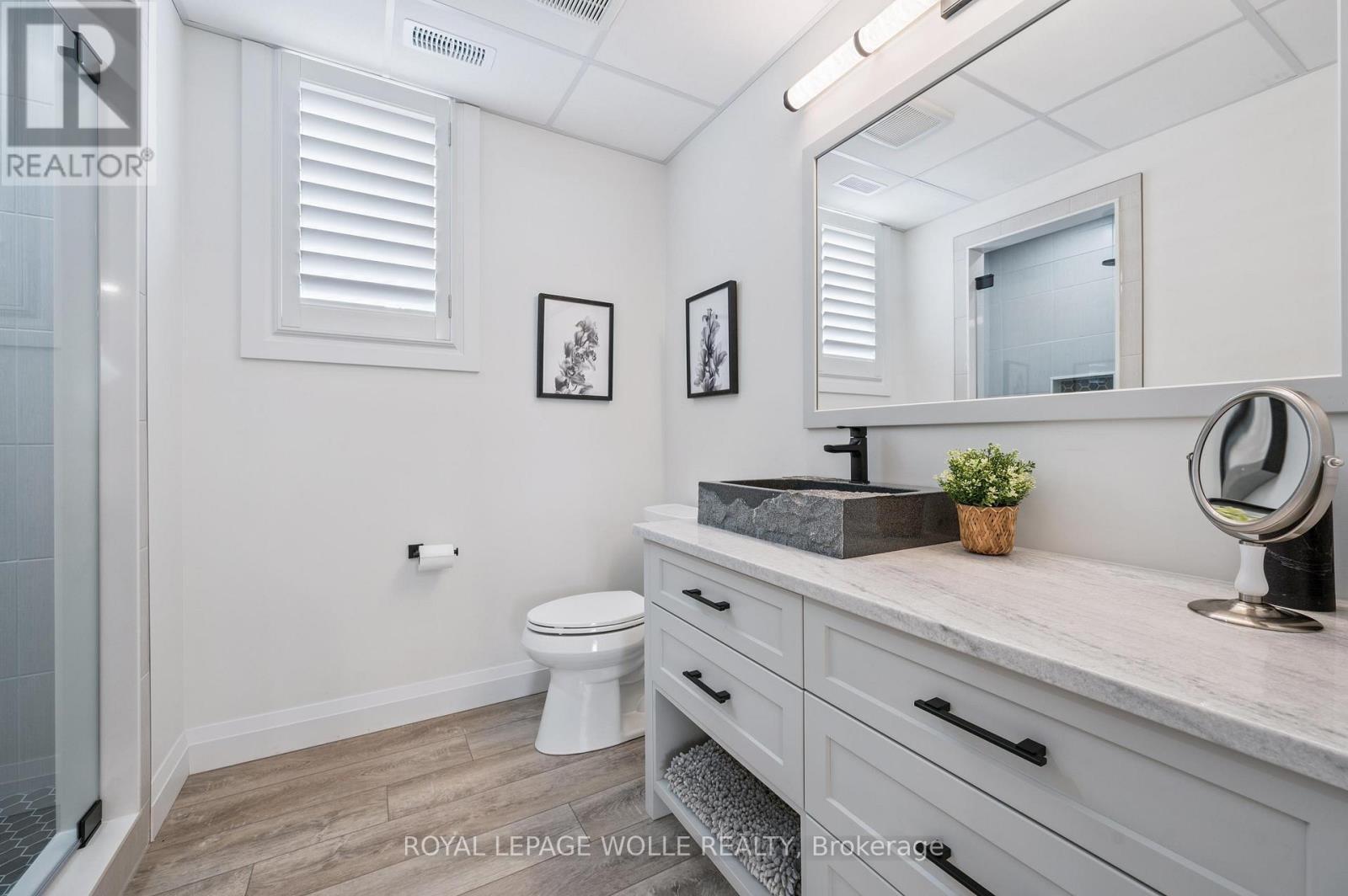 












186 TIMBER TRAIL ROAD

,
Woolwich,




Ontario
N3B0C7

