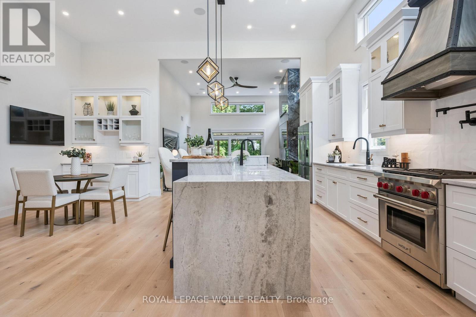 












186 TIMBER TRAIL ROAD

,
Woolwich,




Ontario
N3B0C7

