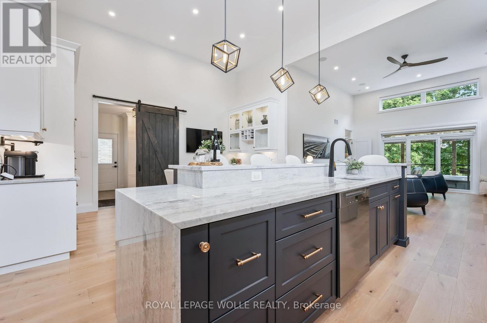 












186 TIMBER TRAIL ROAD

,
Woolwich,




Ontario
N3B0C7

