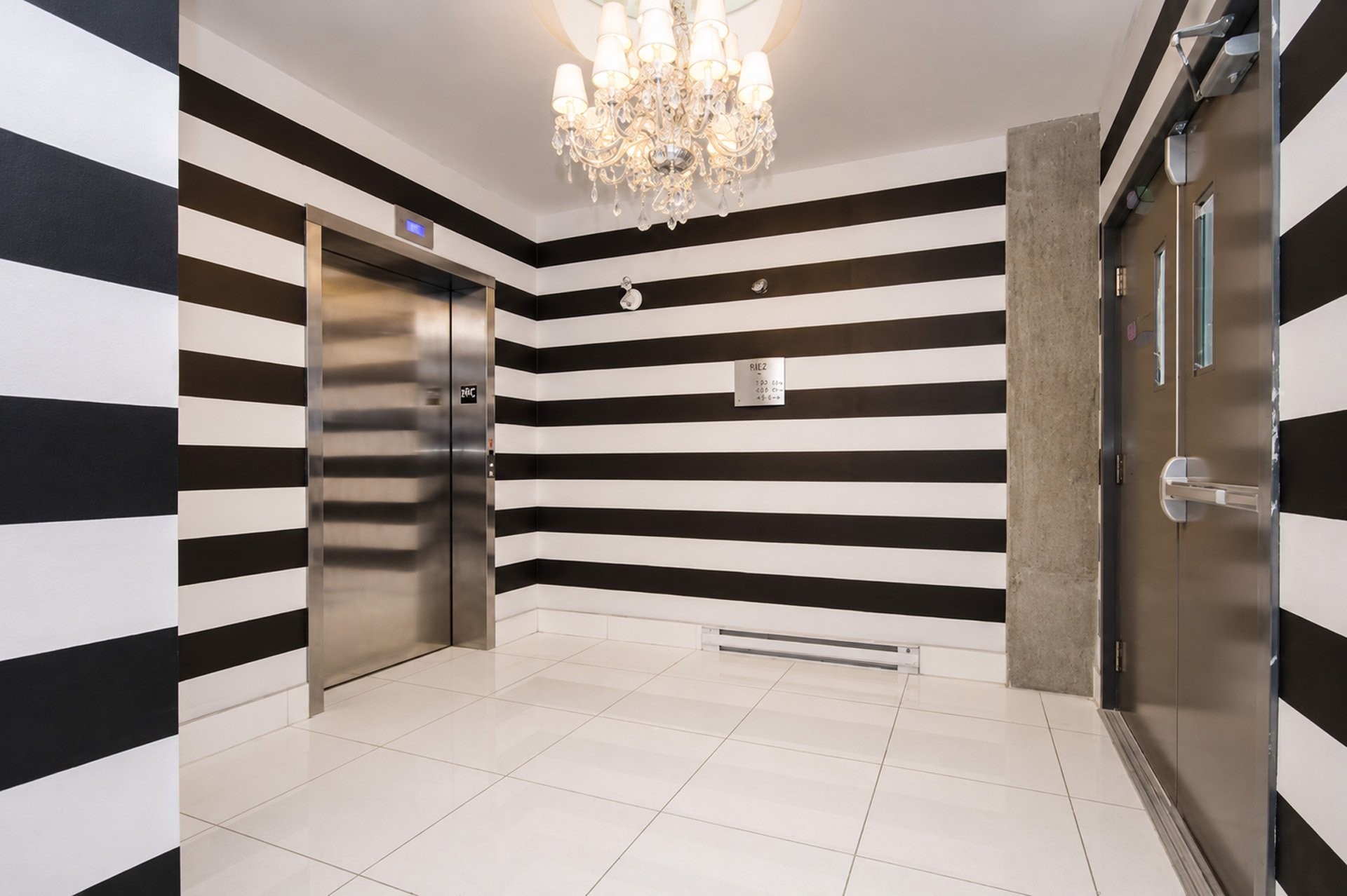 









1205


Rue St-Dominique

, 102,
Montréal (Ville-Marie),




QC
H2X2W3


