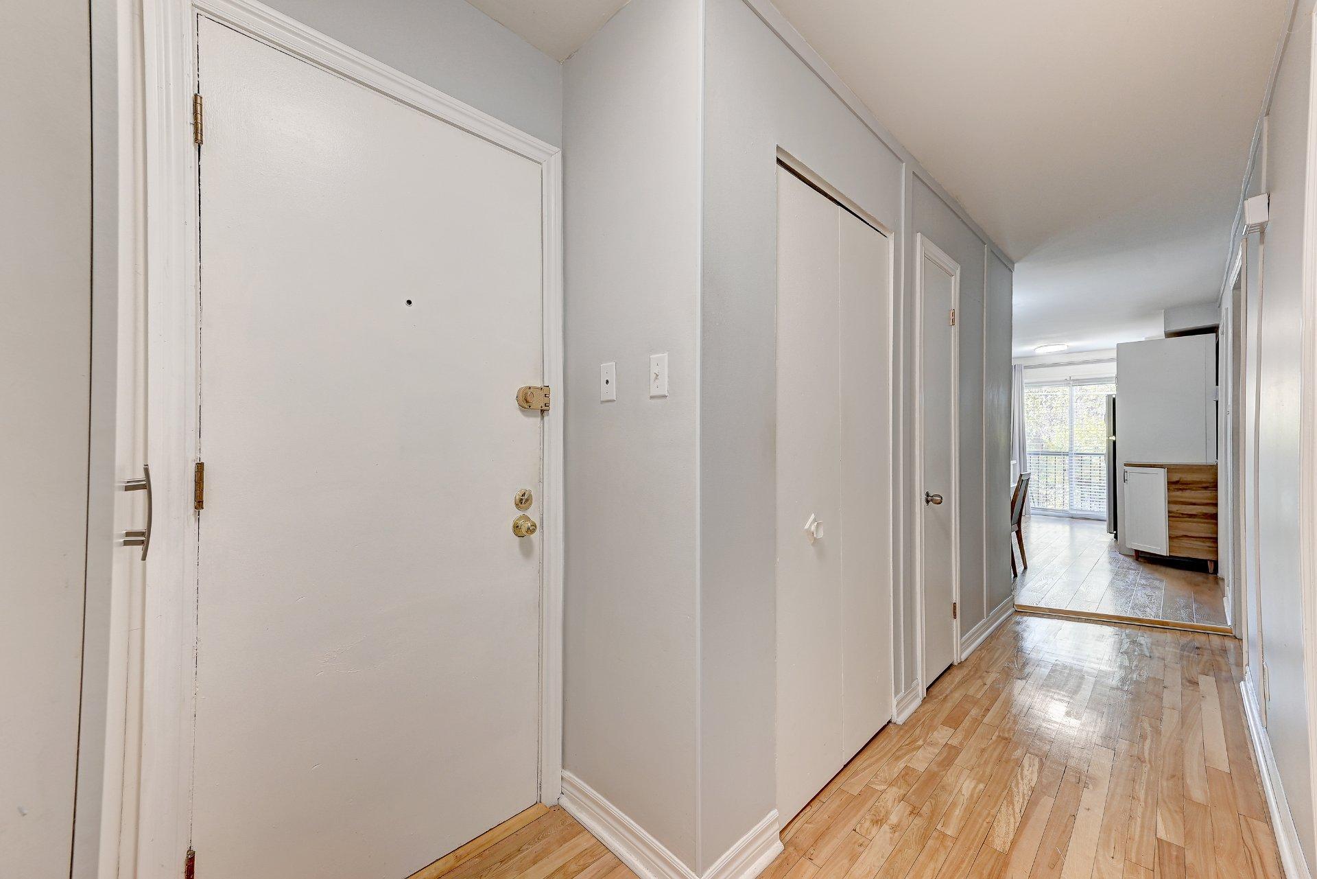 









7151


Av. Champchevrier

,
Montréal (Anjou),




QC
H1J1W5

