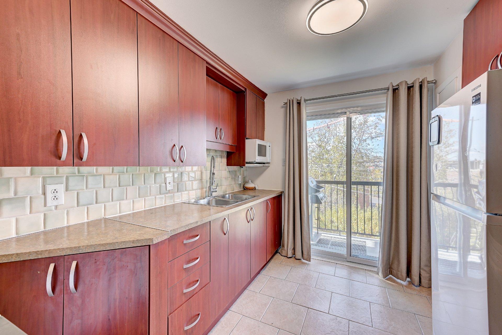 









7151


Av. Champchevrier

,
Montréal (Anjou),




QC
H1J1W5

