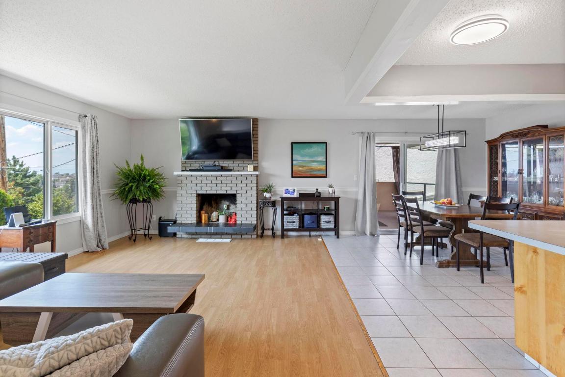 









1285


Begley

Road,
Kelowna,




BC
V1P 1K8

