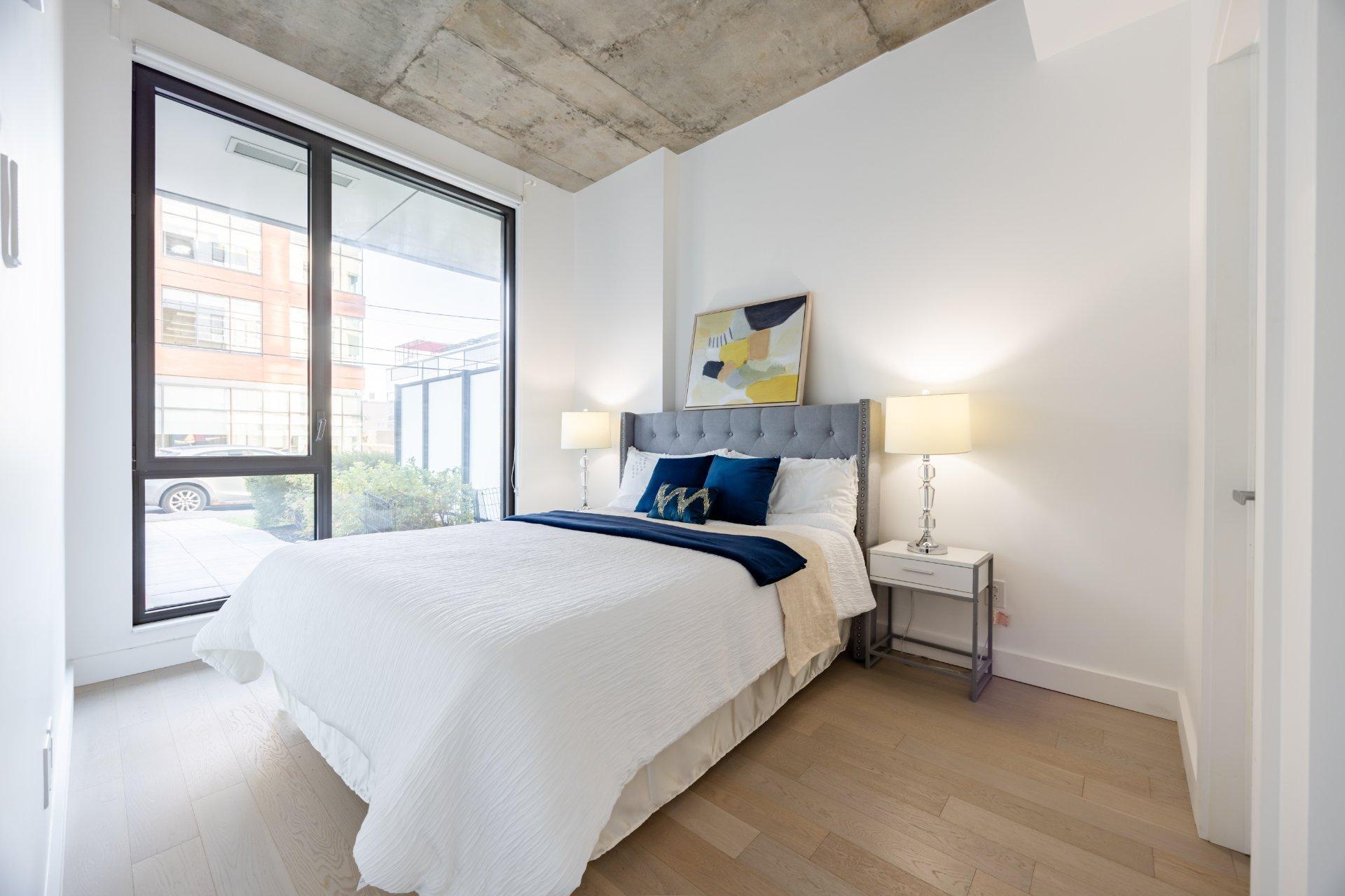 









75


Rue De Castelnau O.

, 106,
Montréal (Villeray/Saint-Michel/Parc-Extension),




QC
H2R0B9

