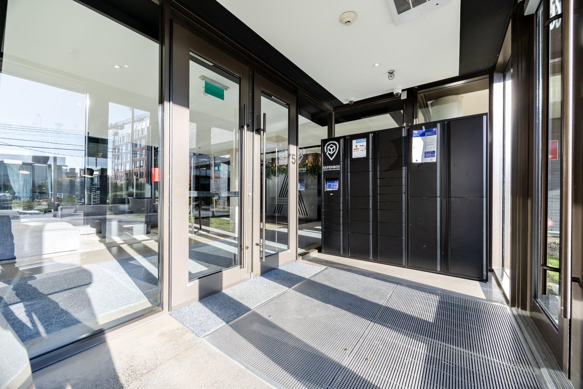 









75


Rue De Castelnau O.

, 106,
Montréal (Villeray/Saint-Michel/Parc-Extension),




QC
H2R0B9

