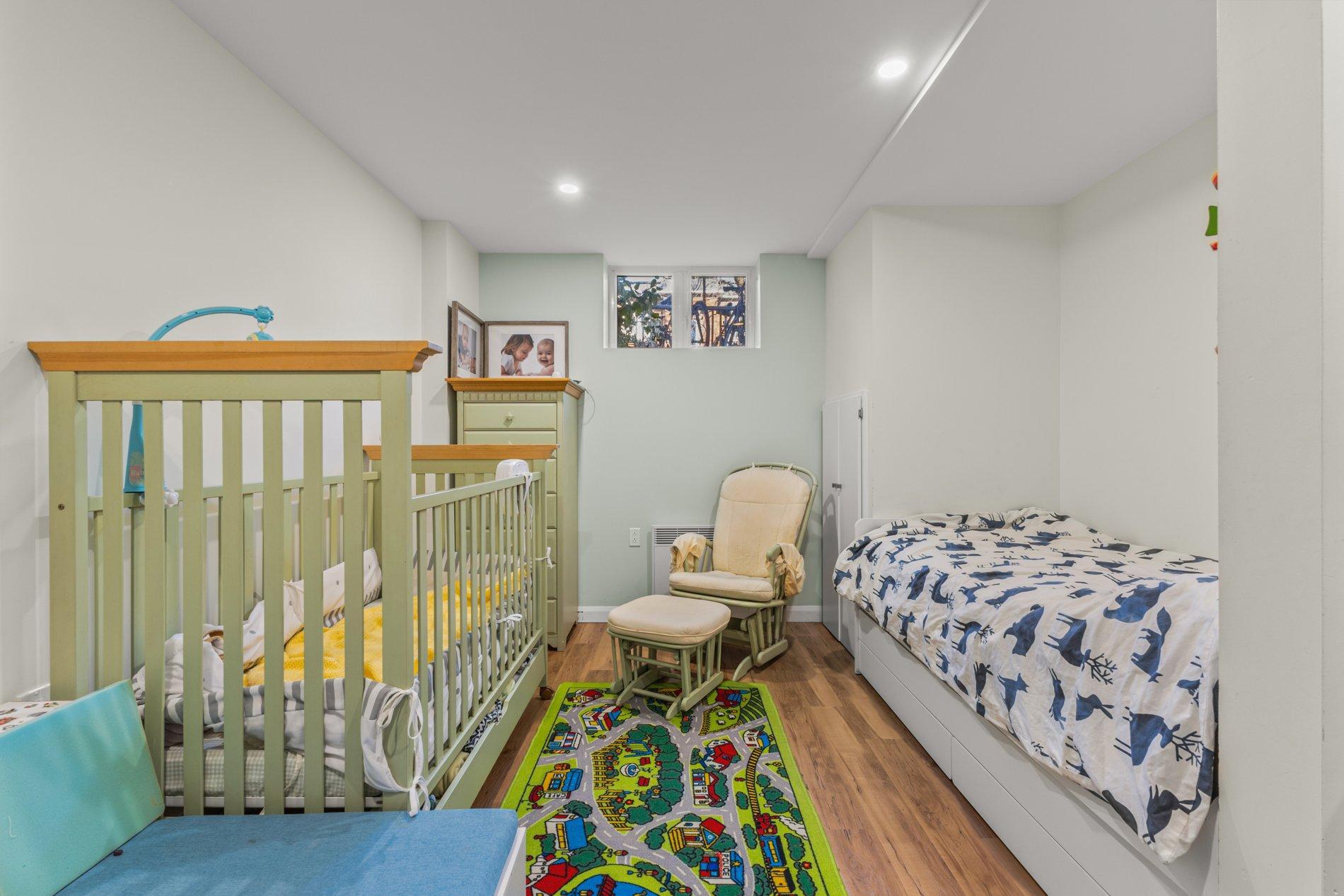 









6878

 - 6882


Av. Louis-Hébert

,
Montréal (Rosemont/La Petite-Patrie),




QC
H2G2G9

