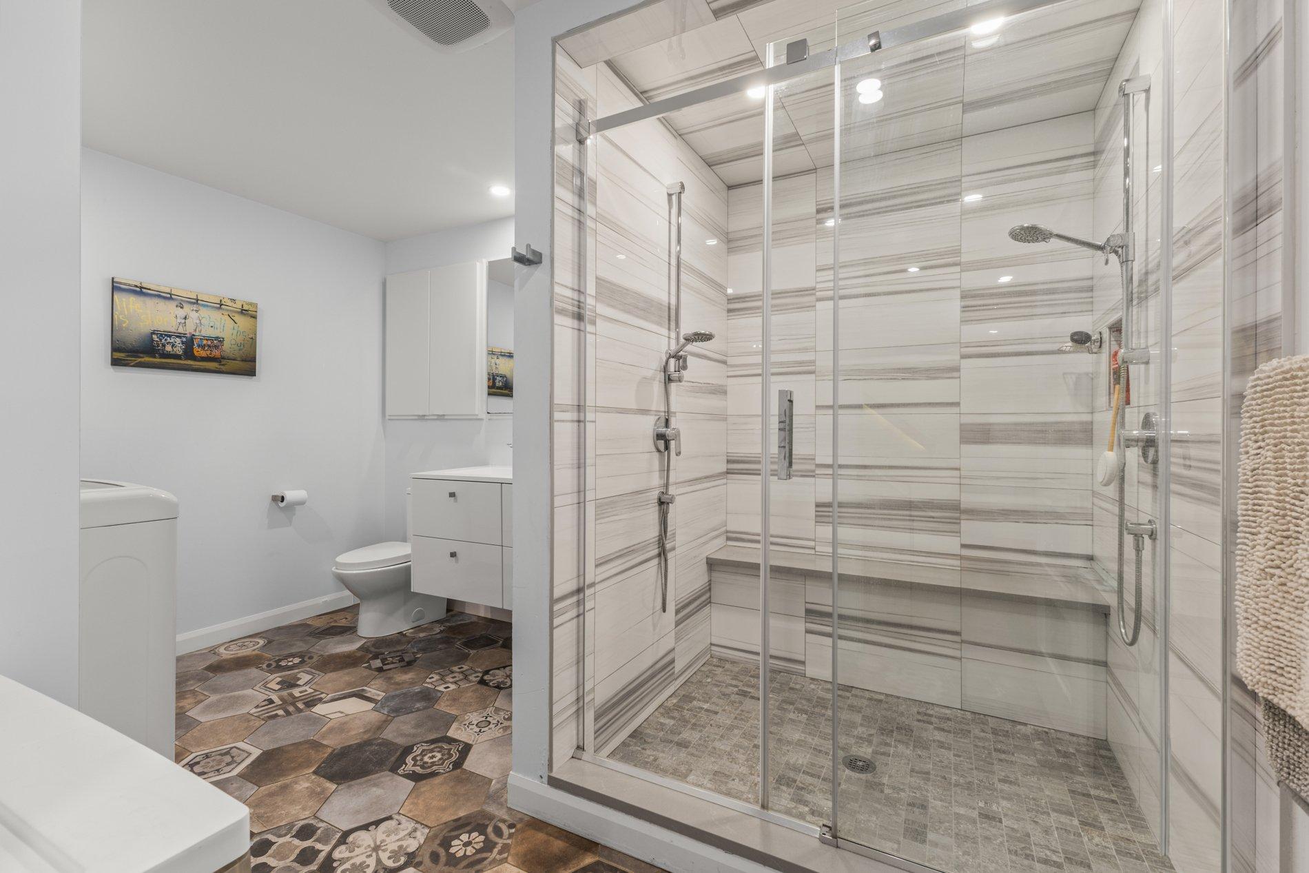 









6878

 - 6882


Av. Louis-Hébert

,
Montréal (Rosemont/La Petite-Patrie),




QC
H2G2G9

